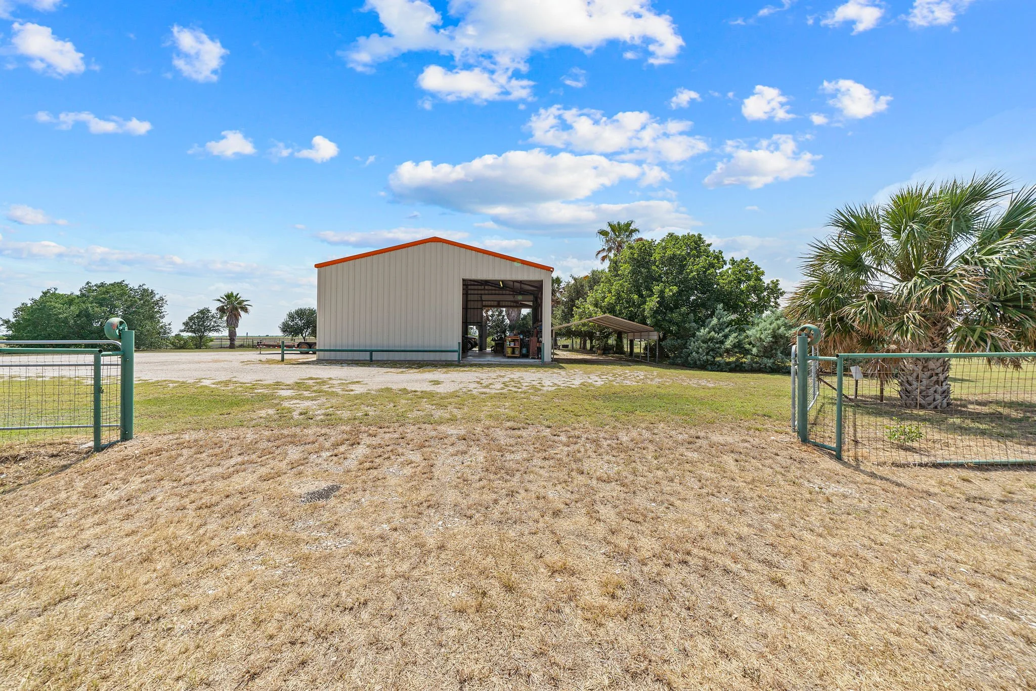 14221 FM 2790 | LaCoste, Tx 78052