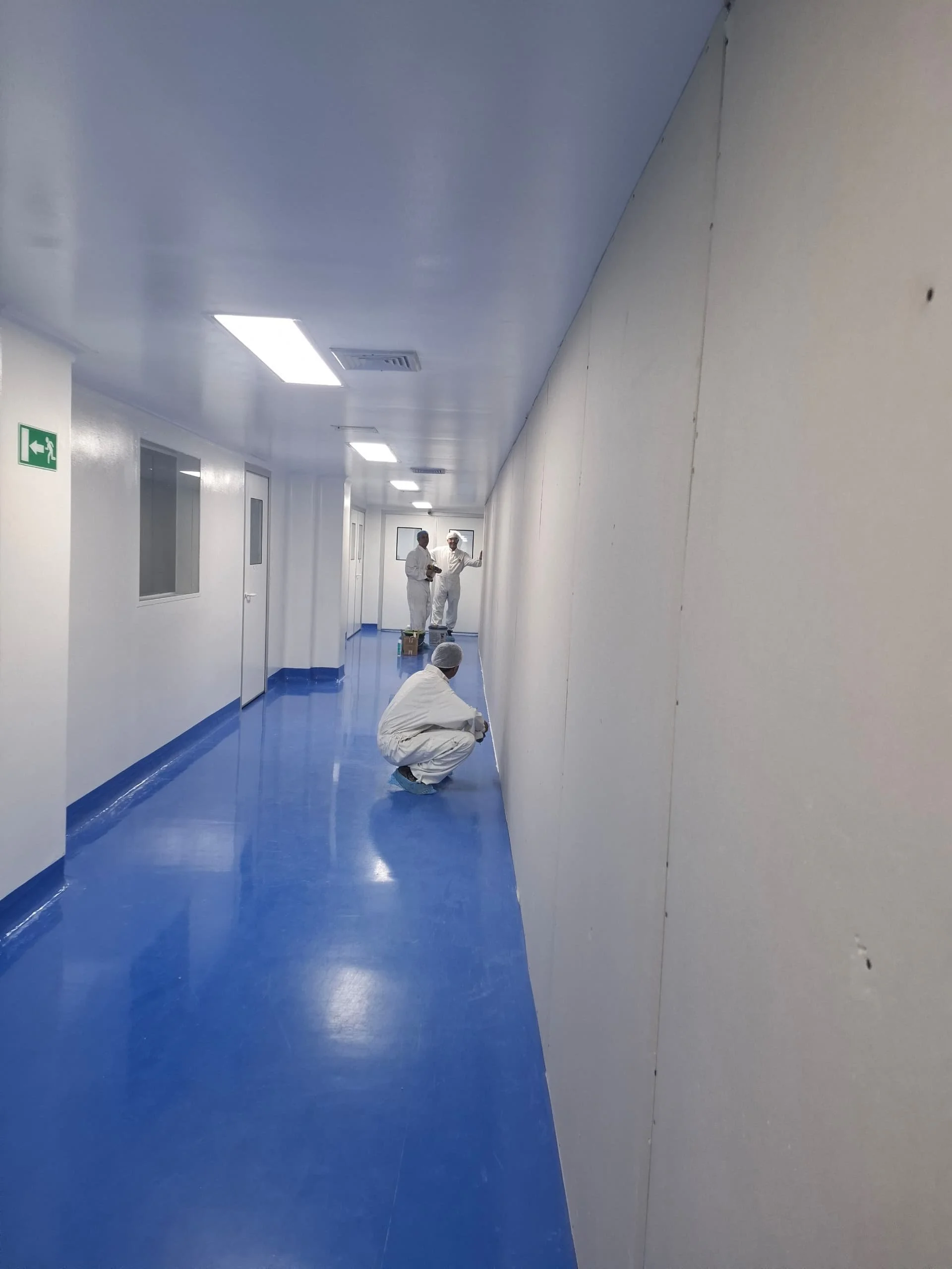 REEMPLAZO DE PUERTAS CLEANROOM PLANTA DE LÍQUIDOS Y SEMISÓLIDOS NO ESTÉRILES.                     “LABORATORIOS LA SANTÉ”