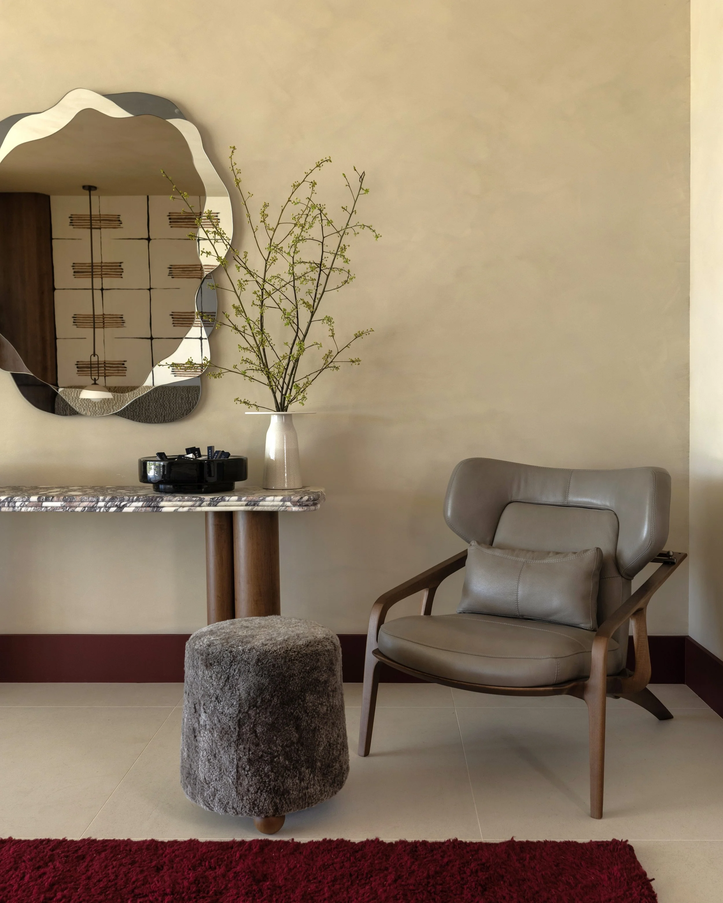 3 RadoniInterior HH26 - chair.jpg