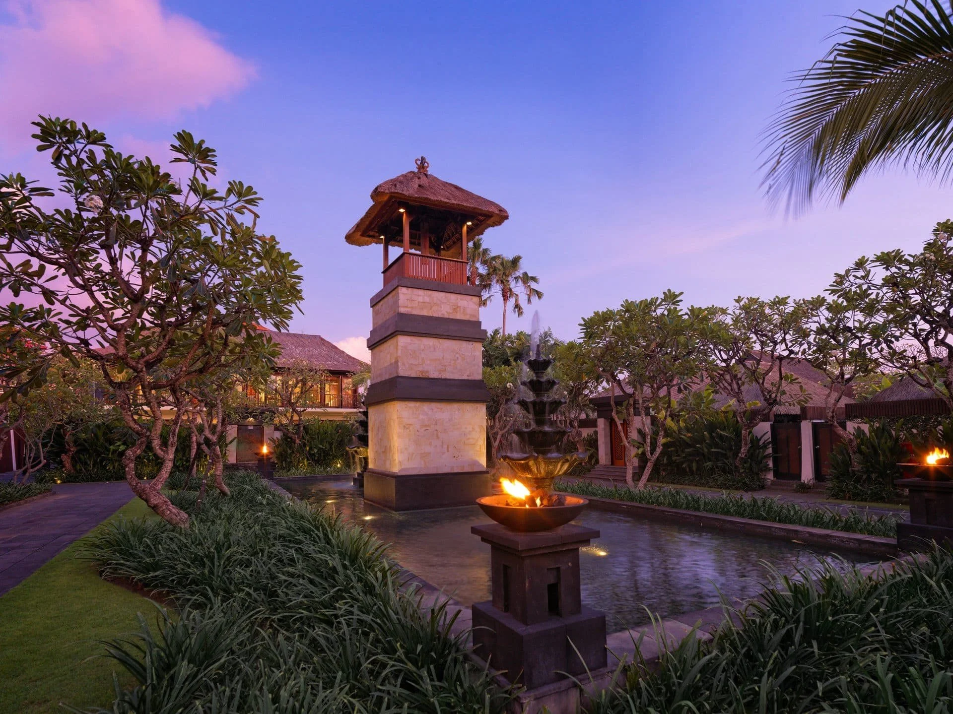 The+Club+by+The+Legian+Seminyak+-+Entrance.jpg