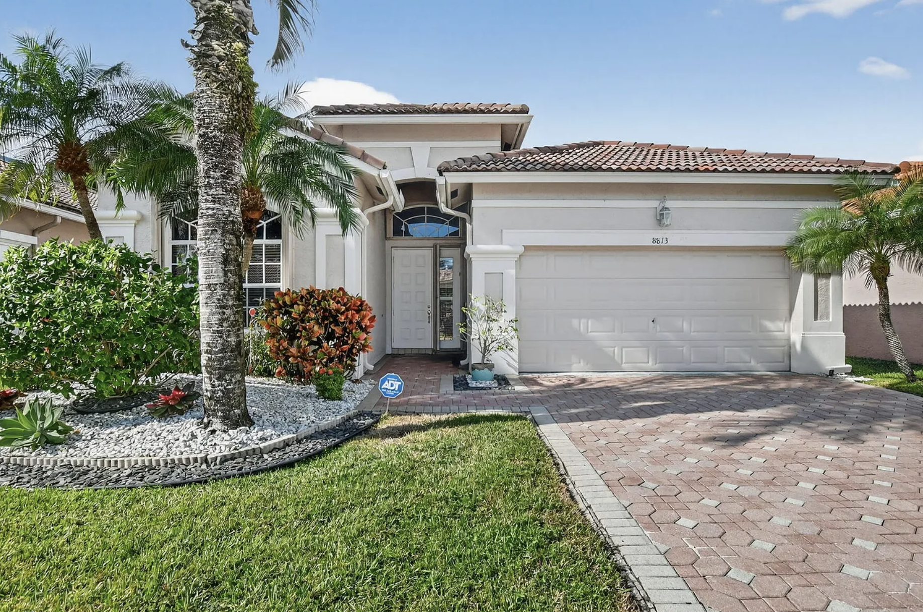 Boynton Beach / 3 Bed 2 Bath, 1820 sf