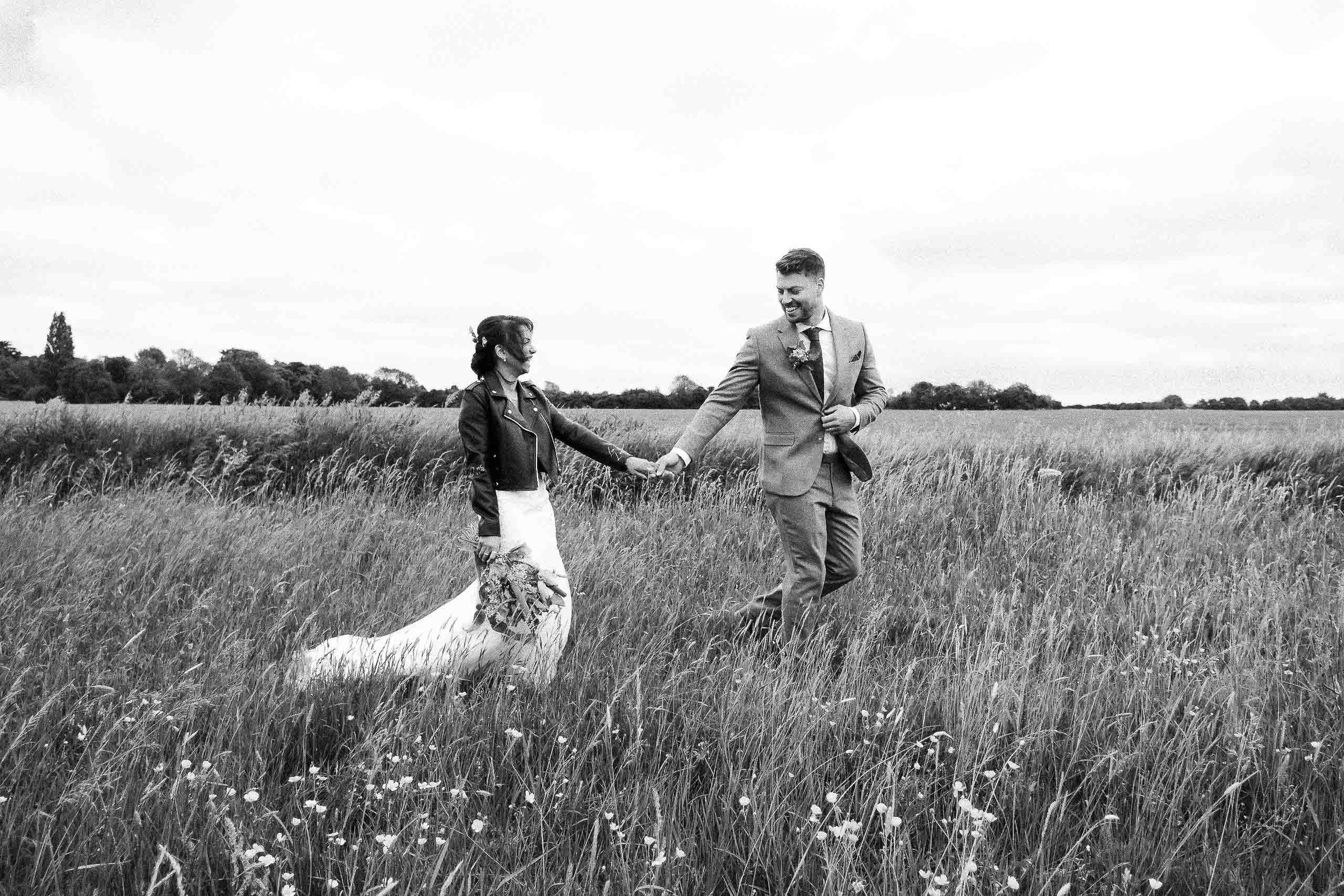 bride-groom-black-white-wedding-danielgoodyearphotography-lincolnshire-wedding-photographer.jpg