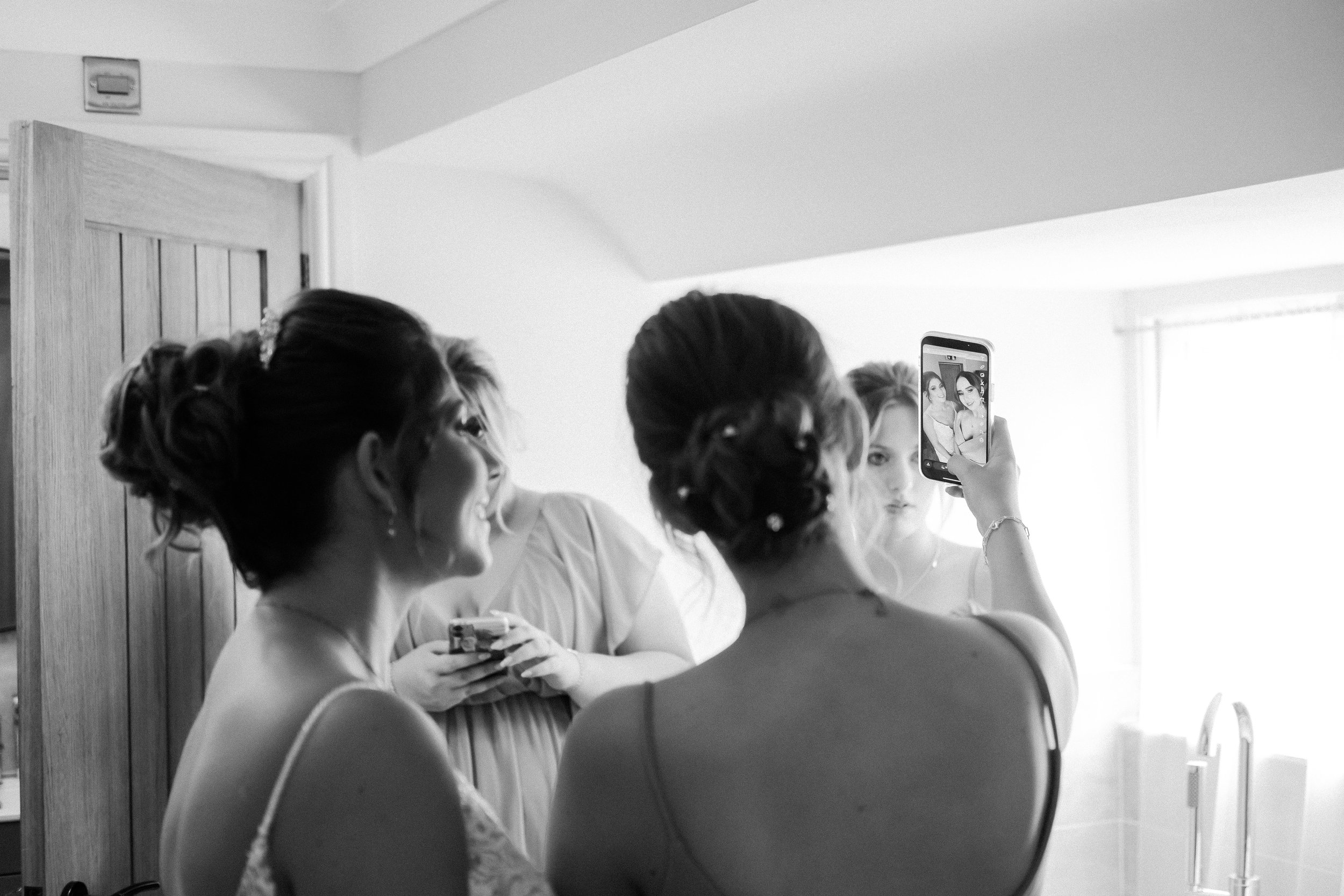 selfie-wedding-danielgoodyearphotography-lincolnshire-photographer.jpg