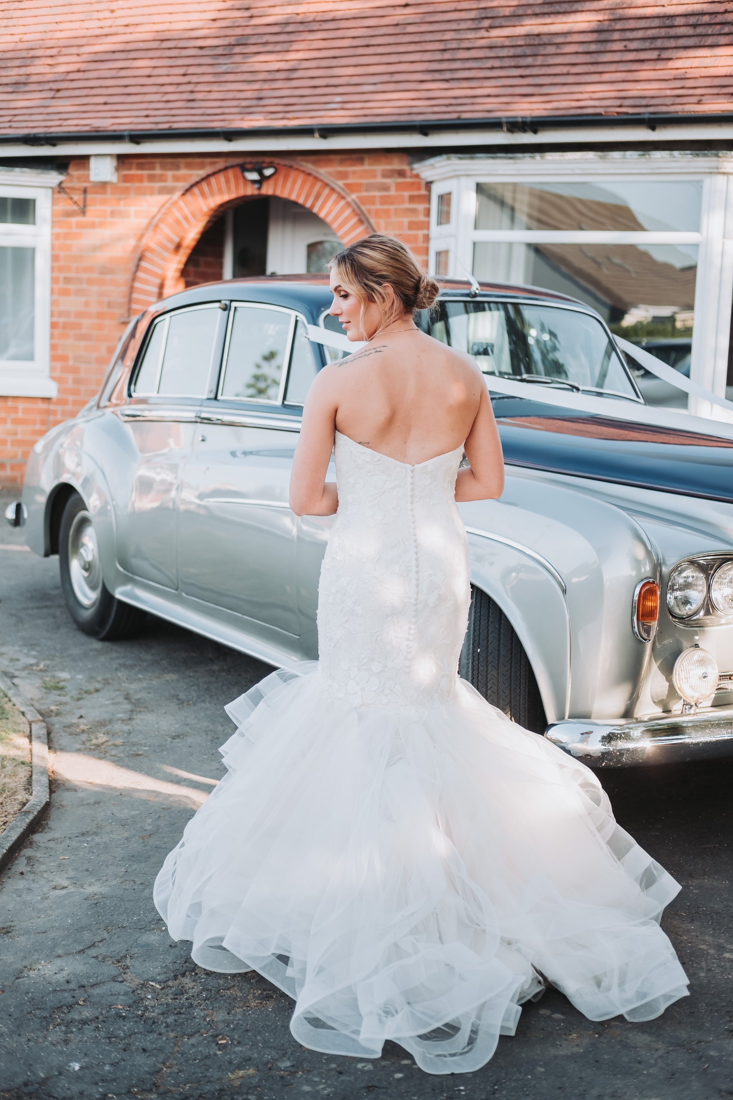 dress-wedding-danielgoodyearphotography-lincolnshire-photographer.jpg