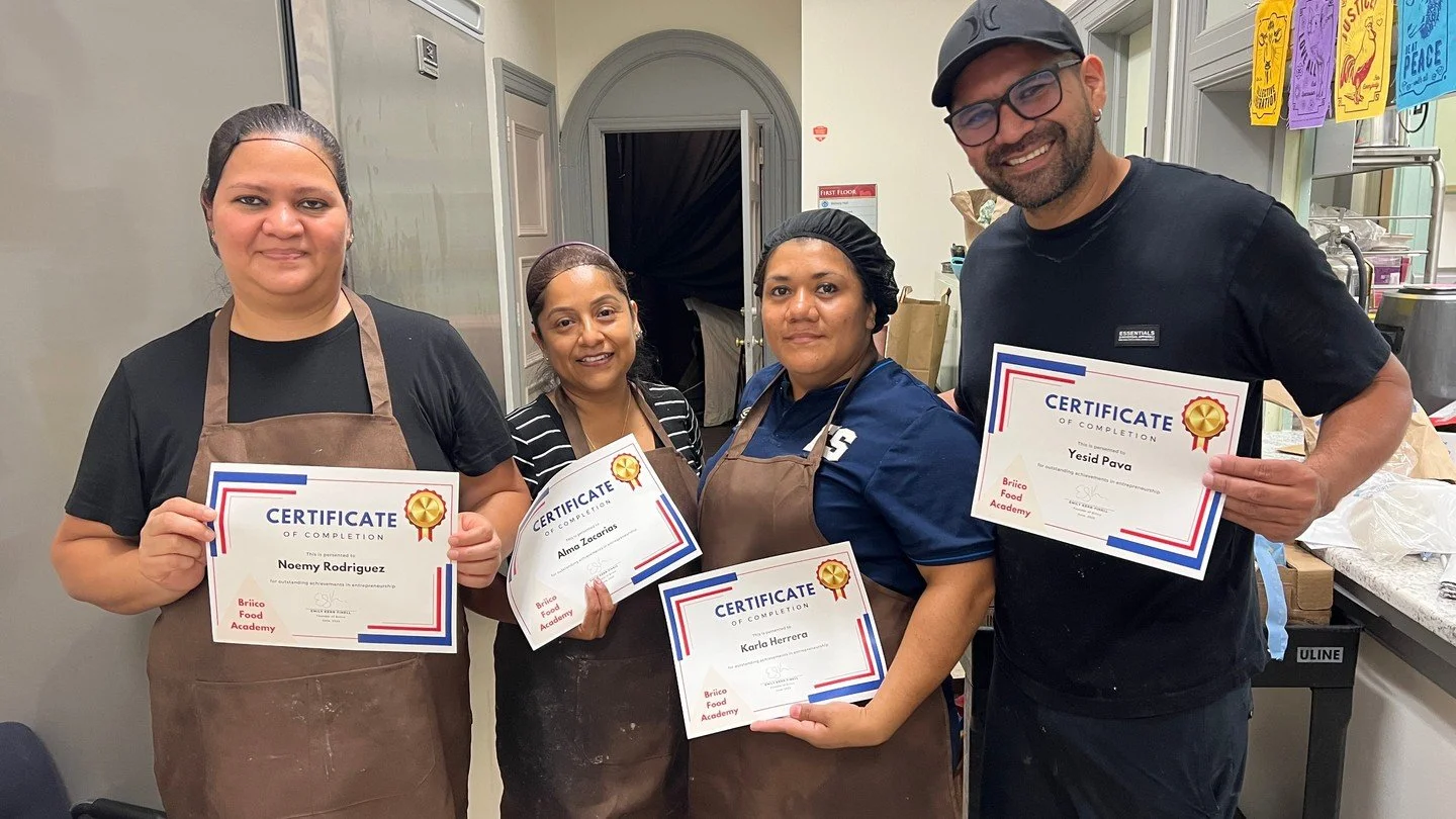 Our first-ever Hey Neighbor pickup day was&hellip; a learning curve 😅 but completely full of heart.⁠
⁠
65 customers.⁠
4 chefs from 3 countries.⁠
605 individual items, made by hand.⁠
⁠
It was an ambitious undertaking - and we&rsquo;re so grateful to 