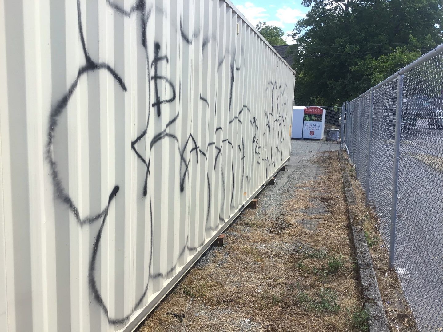 graffiti-removal-service-Tacoma-on-metal.jpg