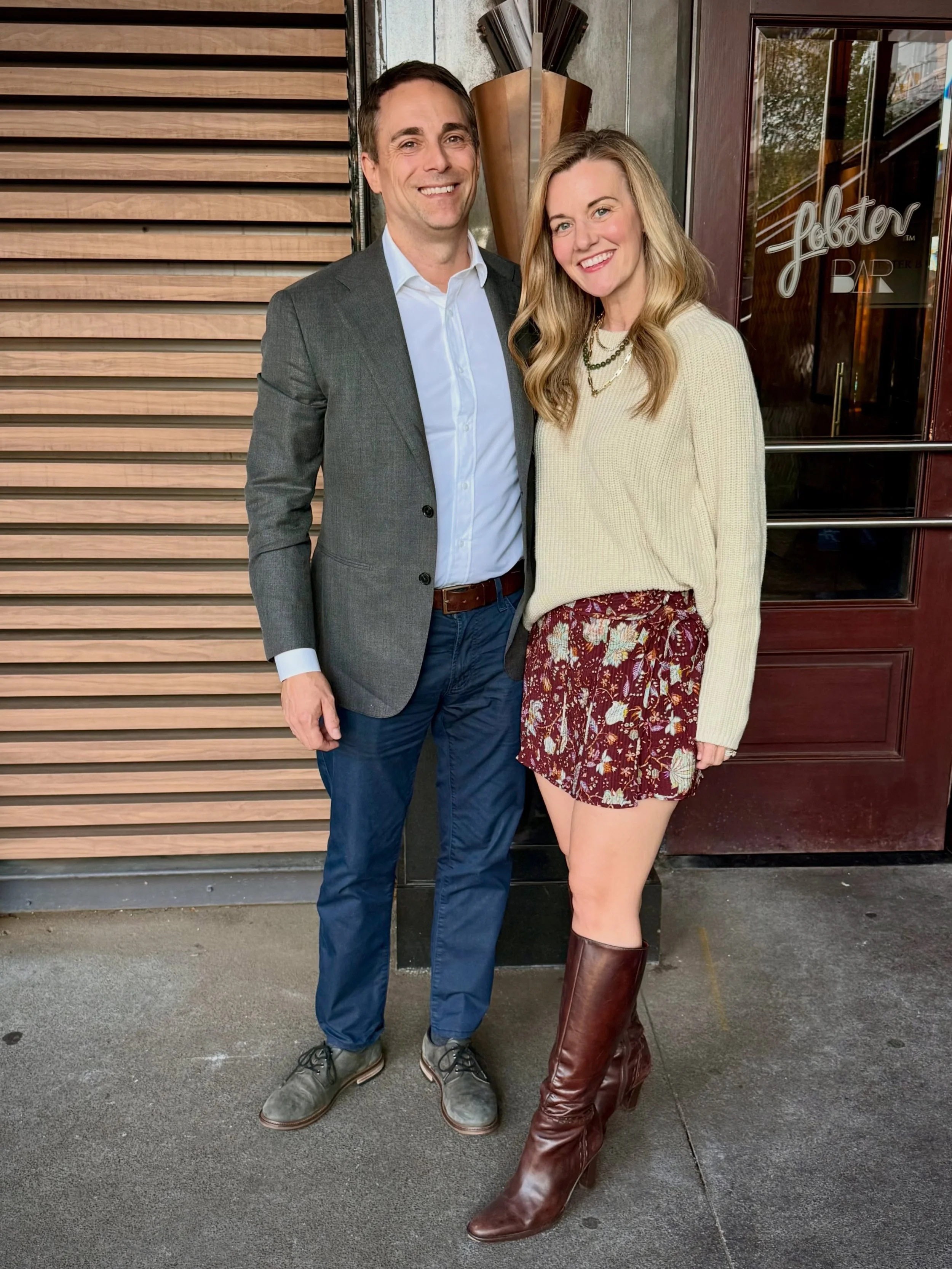 Swipe to see these lovebirds 20 years ago tonight. ❤️