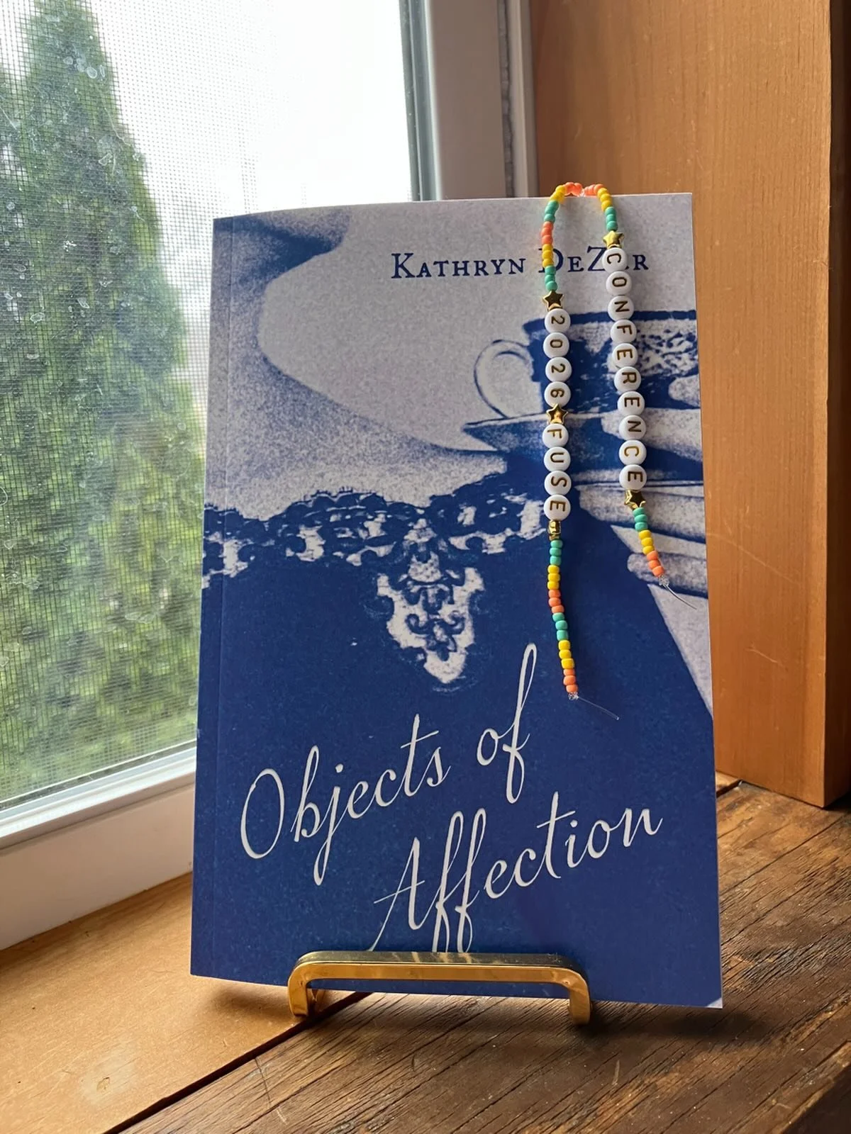 Check out this adorable beaded bookmark, made by @m.lugar30 and @lizziebartholomay for the upcoming @fusenational Conference. 

Conference attendees can make their own at the Student Publication Showcase on Saturday, March 28th. 

#seedbeads #bookmar