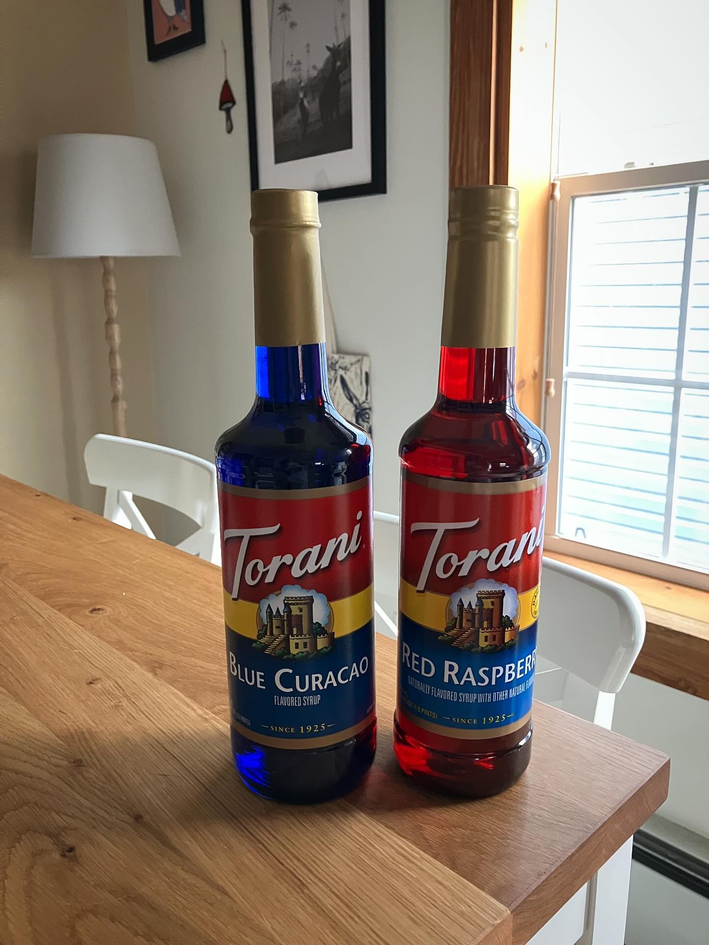 Who&rsquo;s ready for mocktails?🍹

Join us for our Launch Party next Friday, March 27th at 5:00pm to sample book-themed drinks mixed by Hannah Saylor. 

111N Market Street in Selinsgrove

#selinsgrove #susquehannauniversity #mocktail