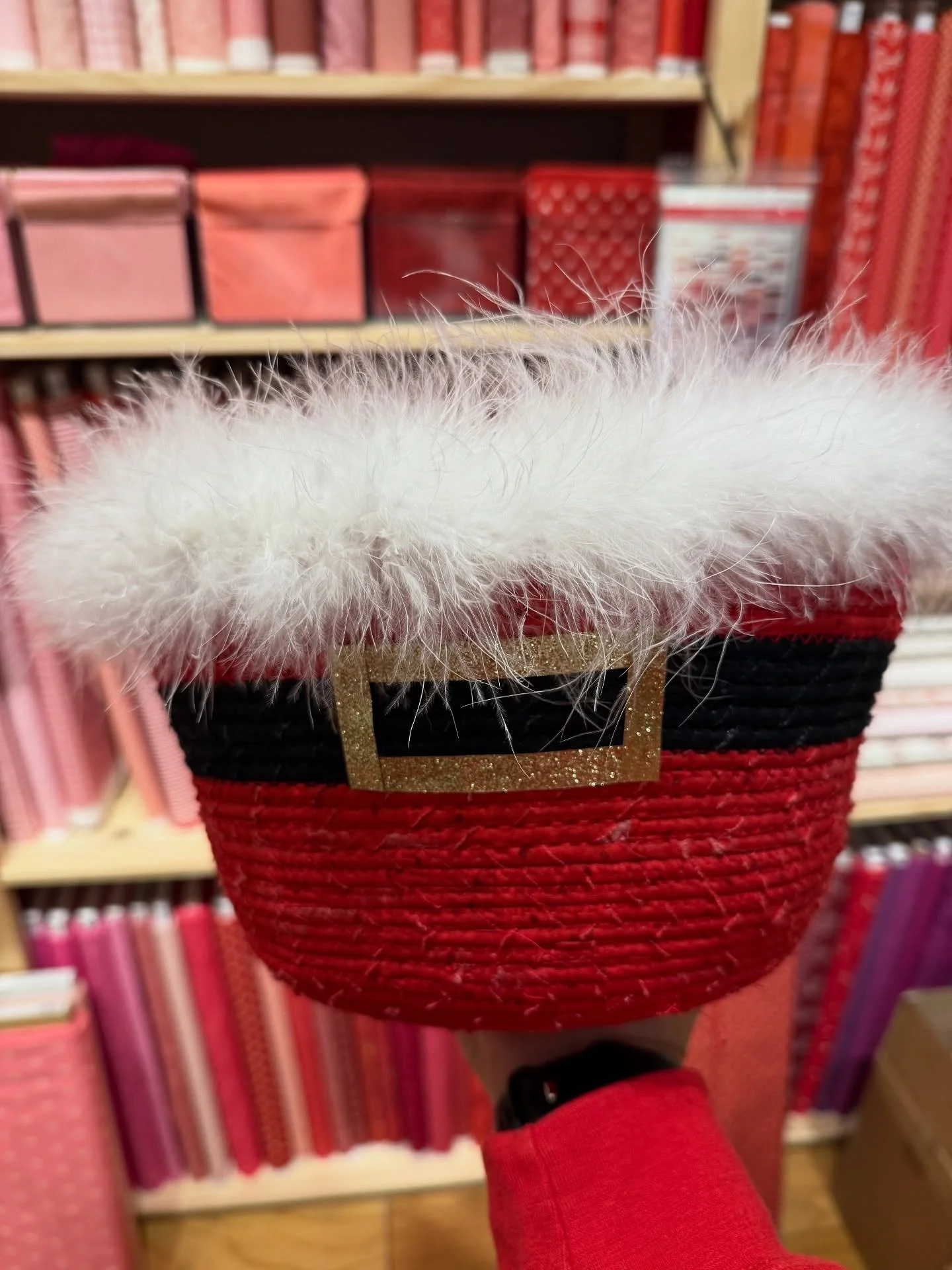 Are you looking for something to help you get in the holiday mood this year? Maybe one of these classes could be just the right thing! Head over to the Classes page on our website and sign up for the Santa Rope Bowl Class or the Crazy Trees Runner Cl