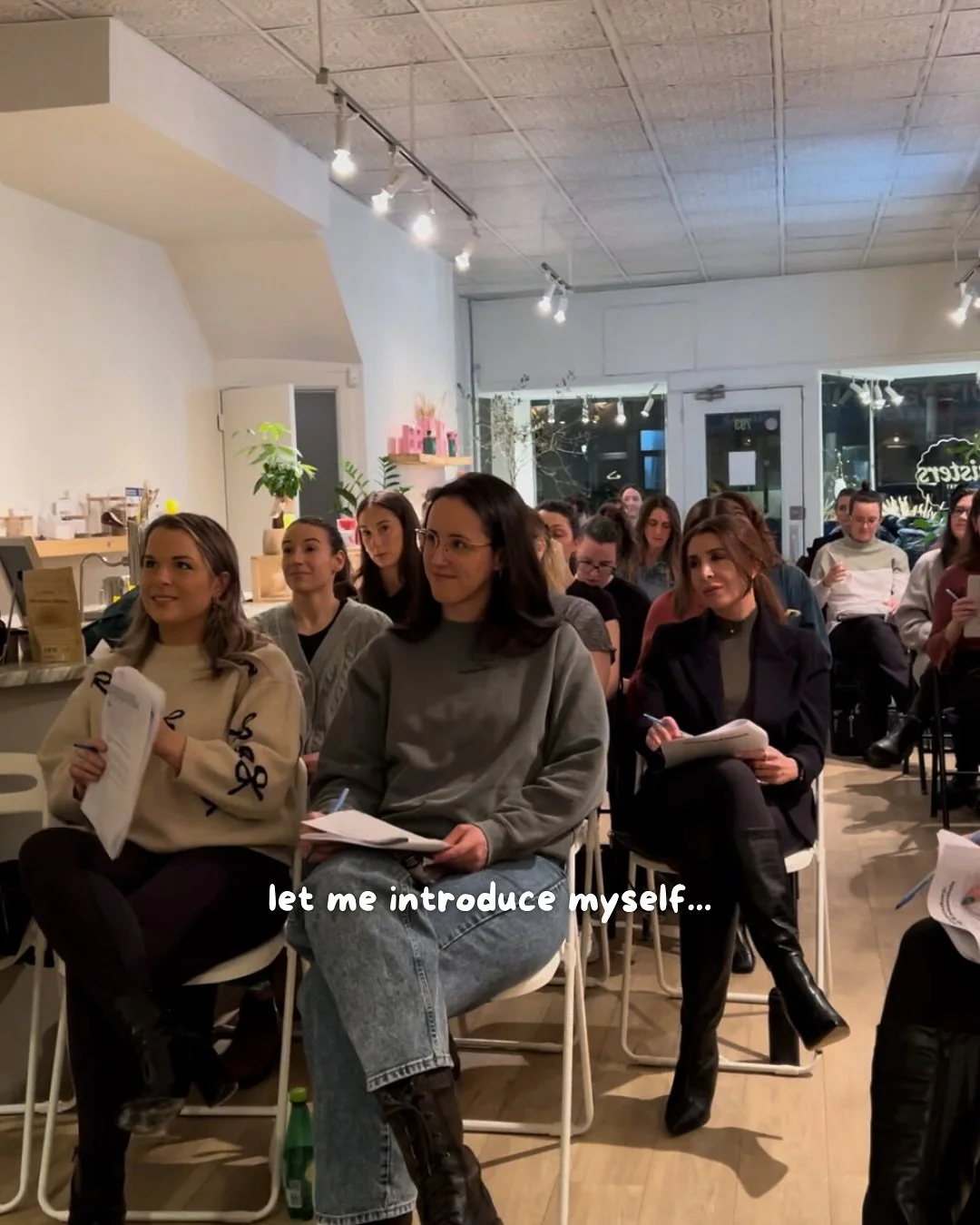 💫 For those of you who don&rsquo;t know me&hellip;

I&rsquo;m Women in Focus, a community for women who want to learn, grow, and connect 💕

I host free events in Ottawa that bring women together to talk about money, career, confidence, and wellness