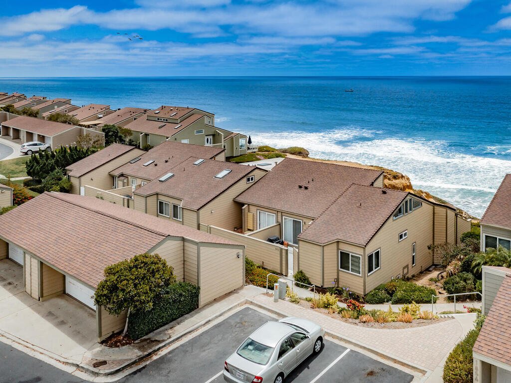 1852 Parliament Rd Encinitas CA 92024 USA-015-001-DJI 0959-MLS_Size.jpg