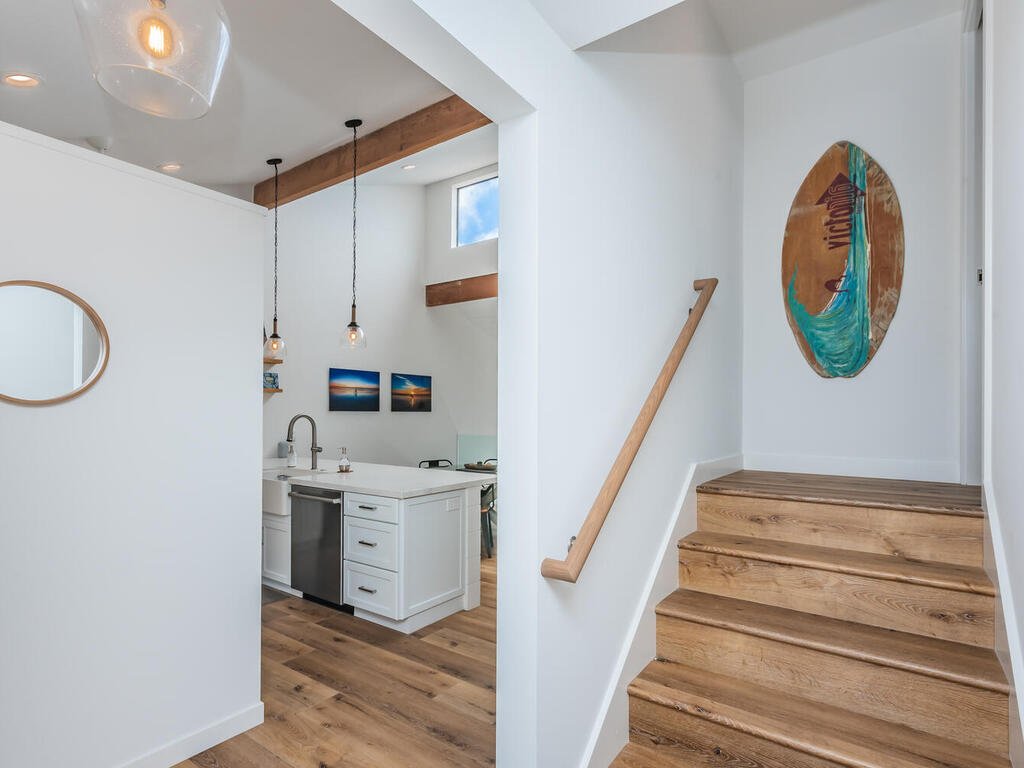 1852 Parliament Rd Encinitas CA 92024 USA-038-067-Stairs-MLS_Size.jpg