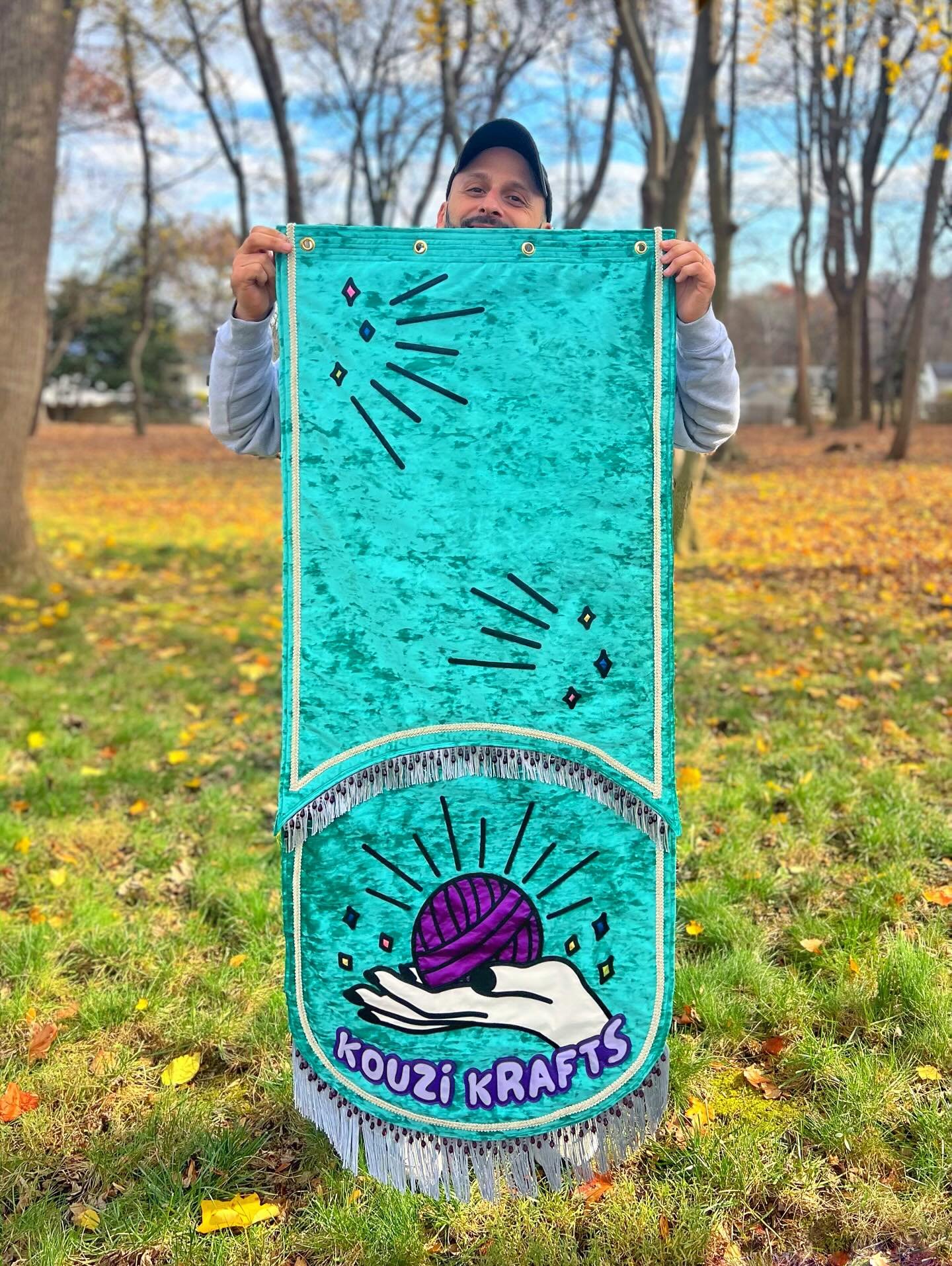 THE BALL OF YARN. Custom for @kouzikrafts 

Someone ordered a MASSIVE UPGRADE! 💌💌💌

Leah has been a longtime supporter and friend. We met in like &hellip; 2021? at a small market, and she&rsquo;s had my back since then. She&rsquo;s a local maker w