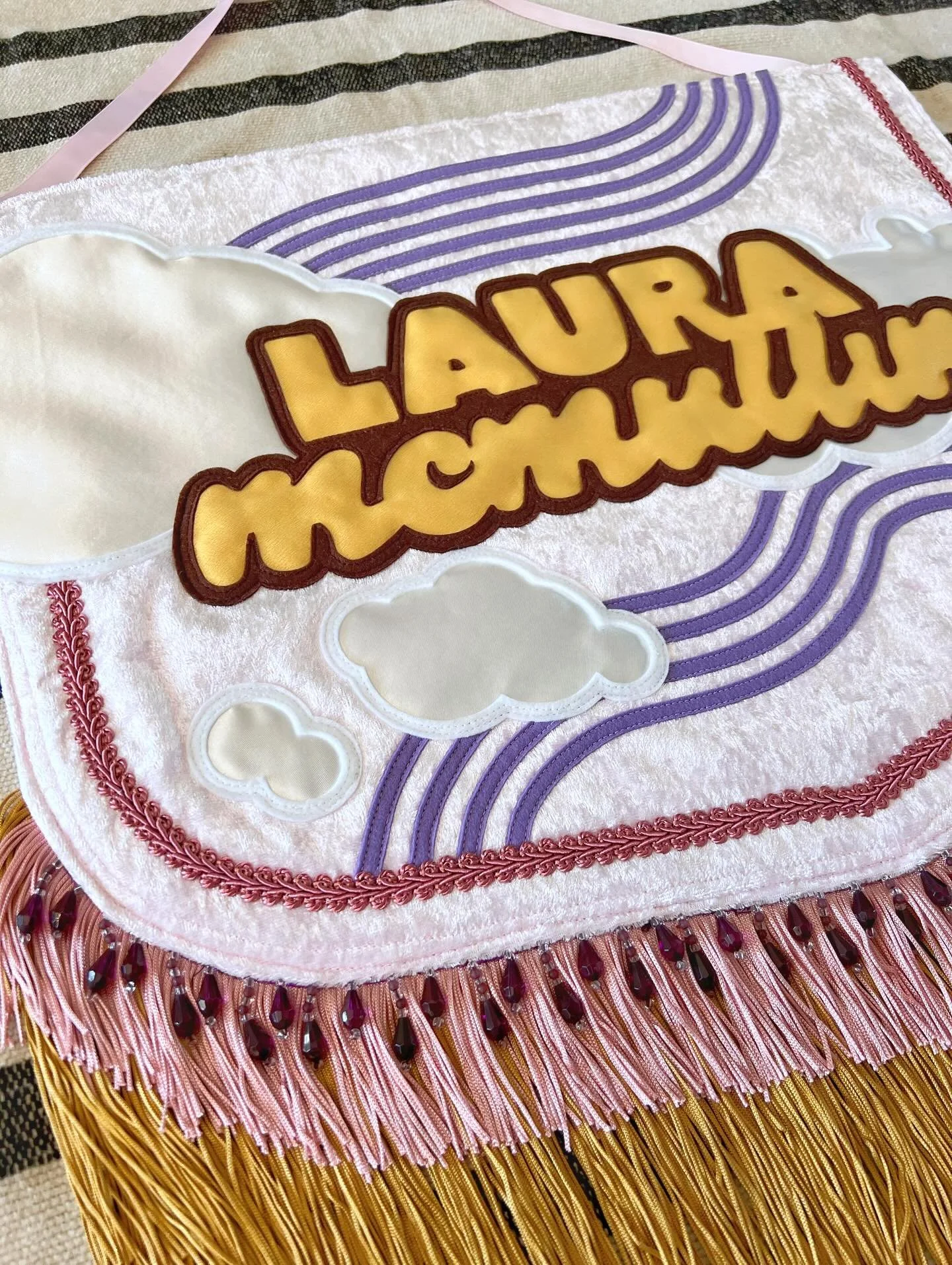 THE PHOTO FINISH. Custom for @lauramcmullinphotography 

We did a trade and the trade was good ⚖️💰🎨

Thank you so much for reaching out to me! Laura is your favorite account&rsquo;s favorite phorographer - the photographer to the stars. The chronic