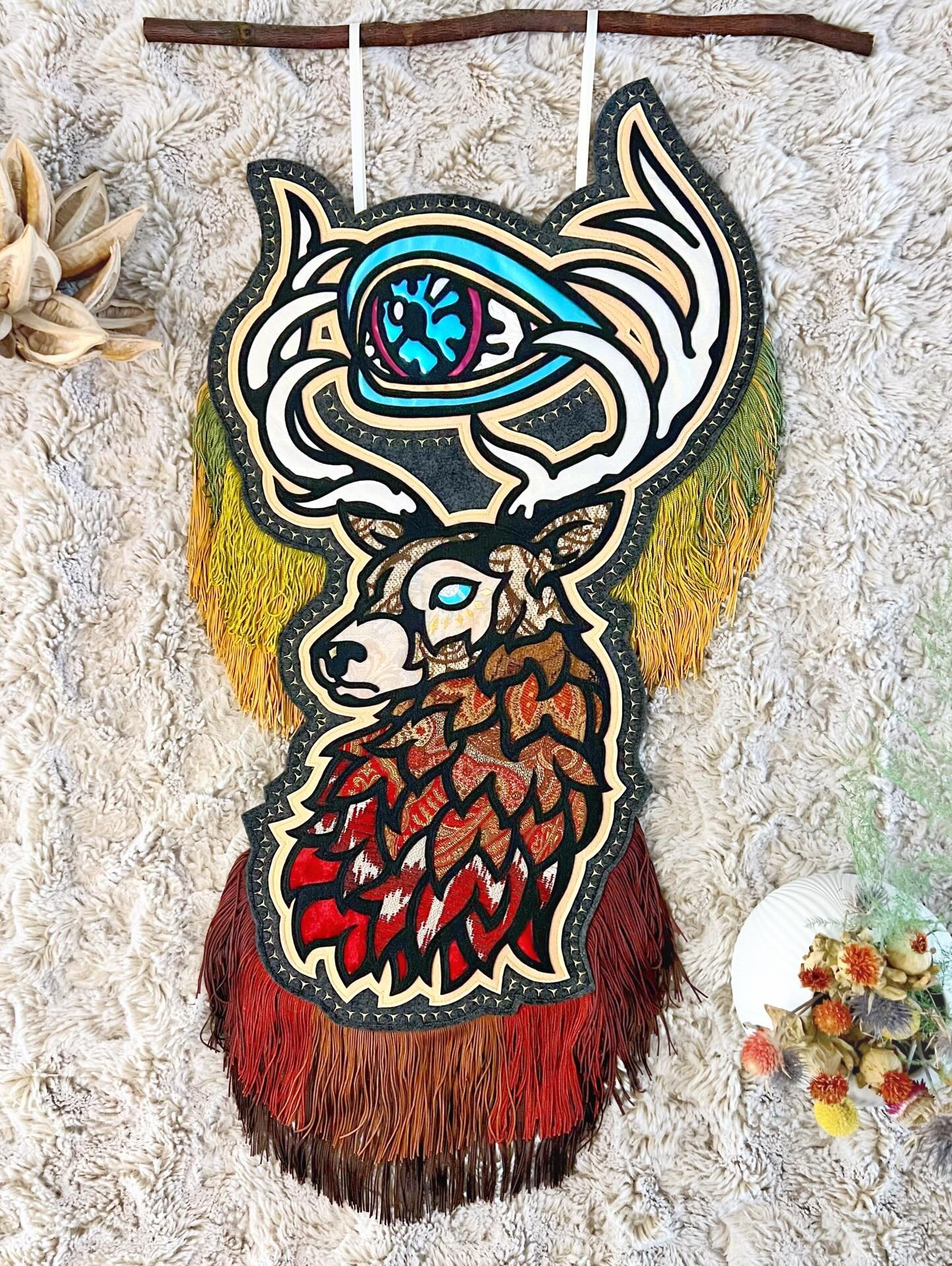 THE VISION. Made for Forest &amp; Thread: A Group Textile Art Show at @antlerpdx hosted by @wildkatstudio 

I made two pieces for this show, both unintentionally larger than planned. Either way! They are both very excellent in my✨biased opinion✨

The