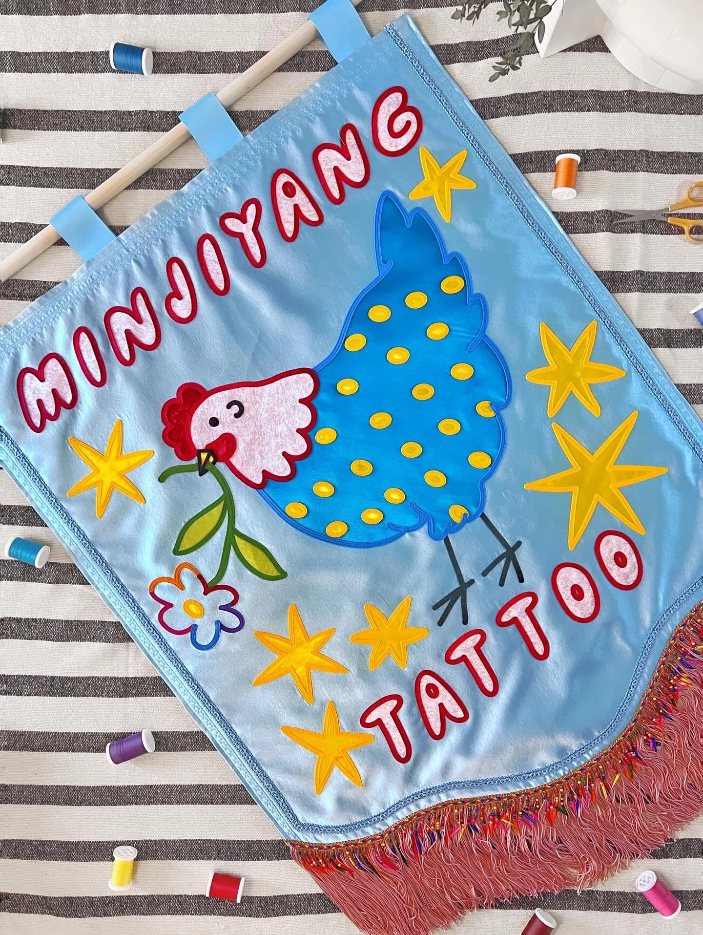 THE SPRING CHICKEN. Custom for @minjiyang_tattooer 

Victoria reached out a while ago for a banner and, I knew once I saw her style, I needed to make it. Her tattoos are so colorful and fun and clean! Go check out her page. I&rsquo;m obsessed. 

She 