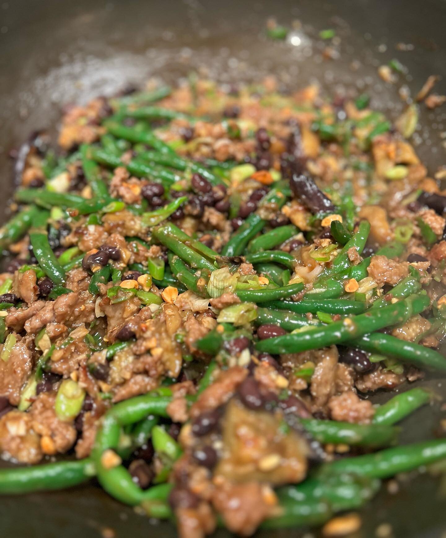 I made this Asian stir fry with eggplant, green beans, black beans, ground pork in a sesame, ginger, garlic and oyster sauce! The flavors of the dish were amazing and was enjoyed by all the guests!!
Contact me at www.elderberryprovisions.com or send 