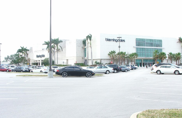 Bloomingdale Mall