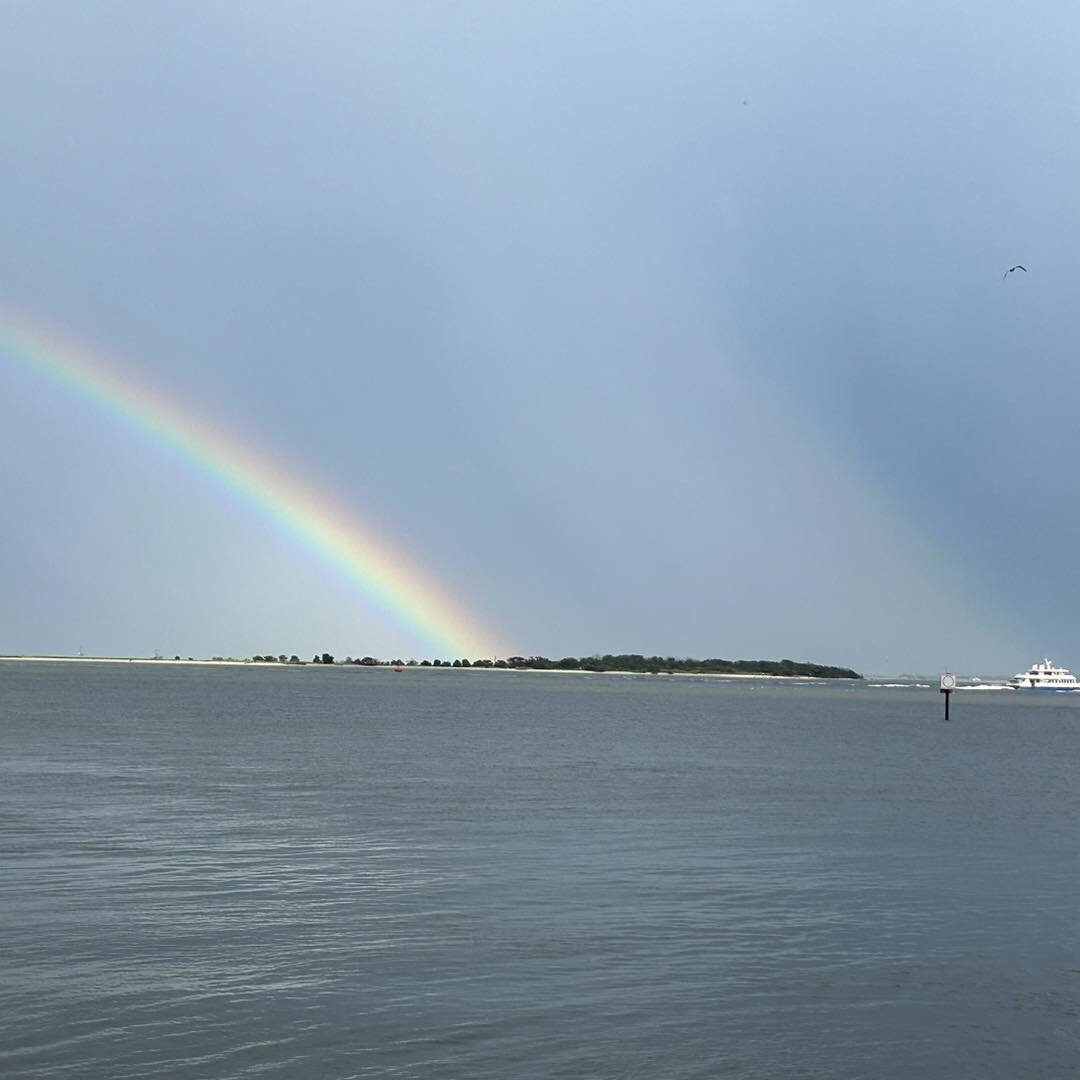 Beautiful water day! DOUBLE RAINBOW!!
#lovewhereyoulive #lovewhereyouvacation #summervibes #sound #kayaklife #paddleboarding