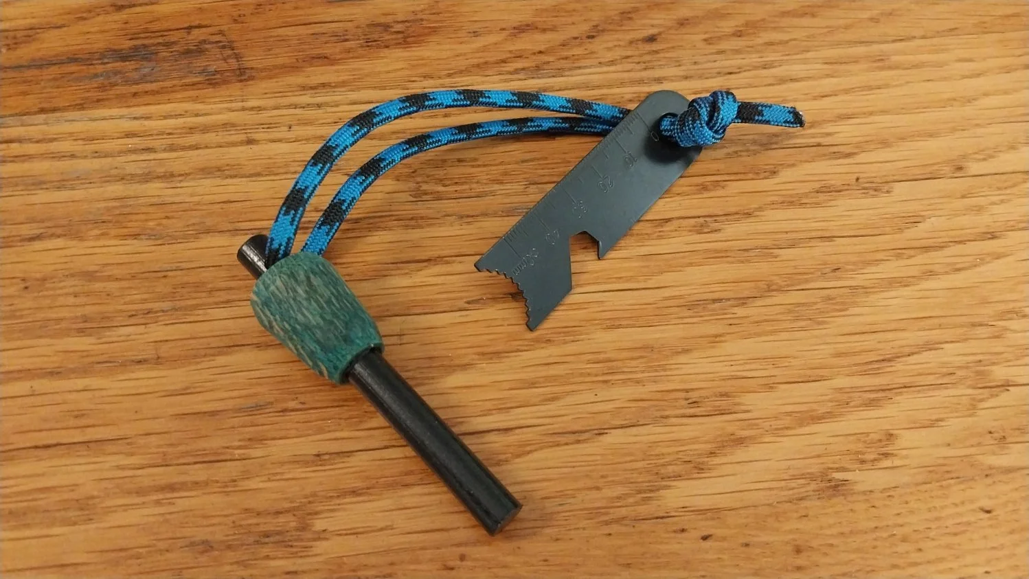 Bushcraft Fire Starter with Striker