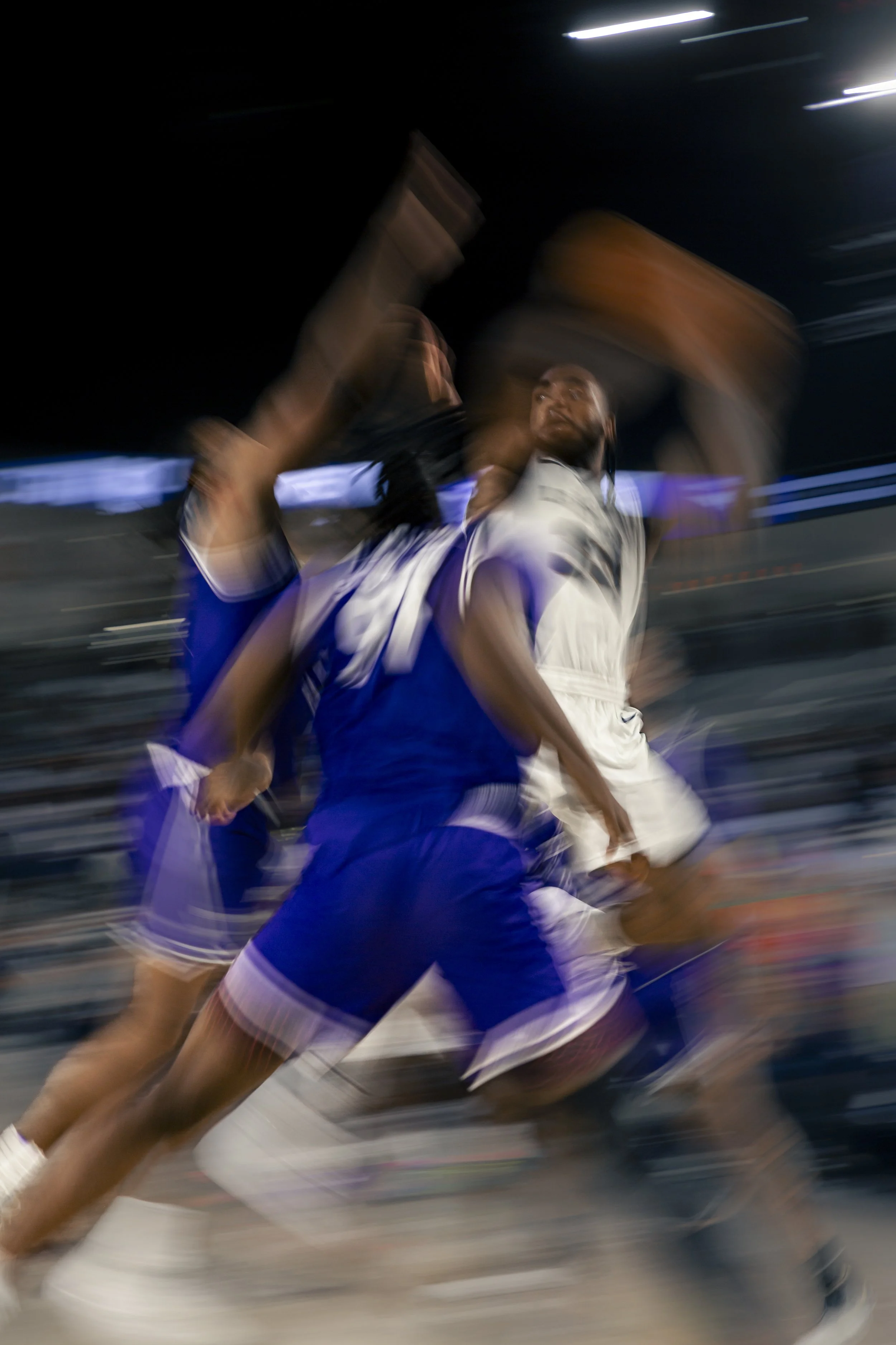 CBU-BBALL0209-14.jpg
