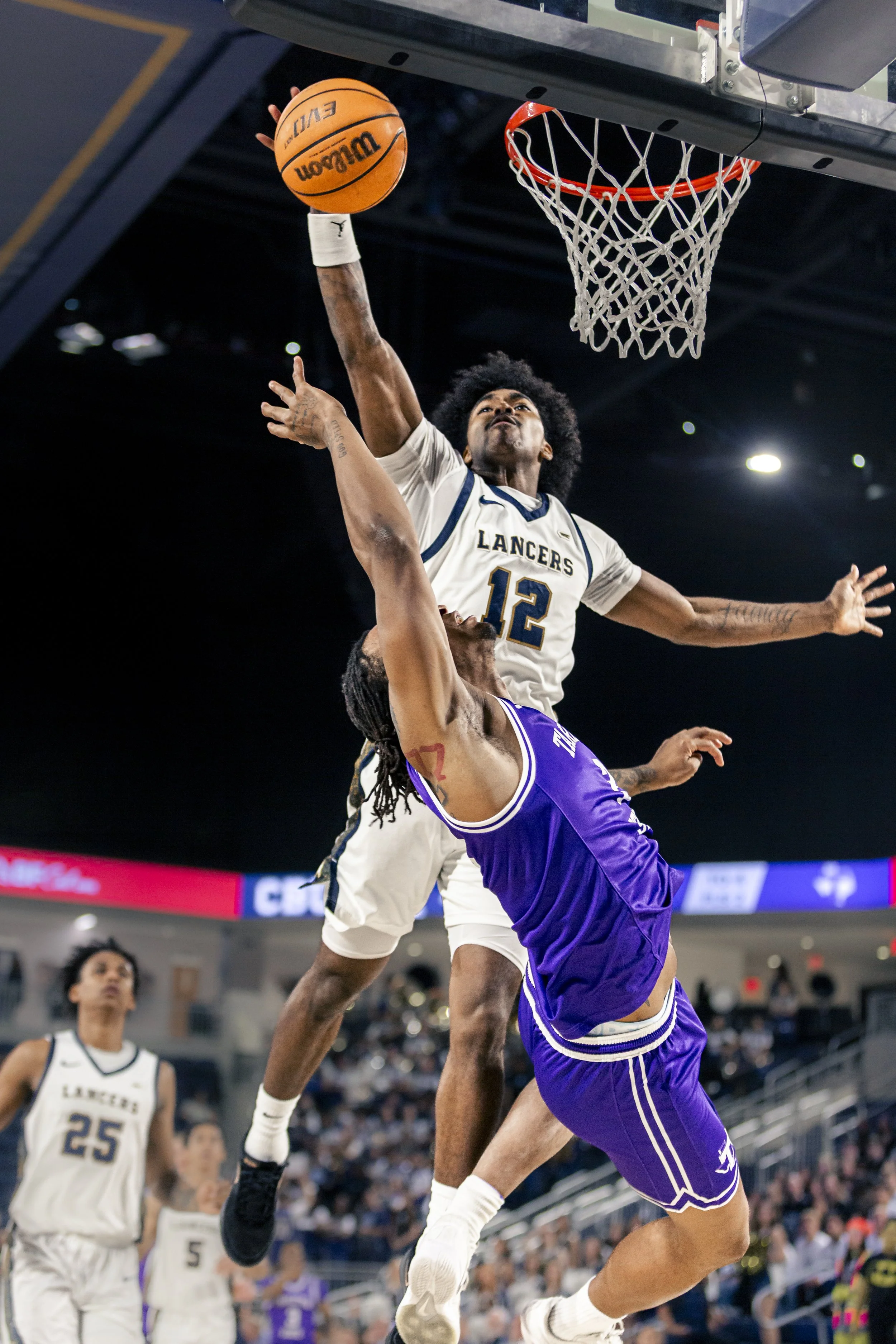 CBU-BBALL0209-02.jpg