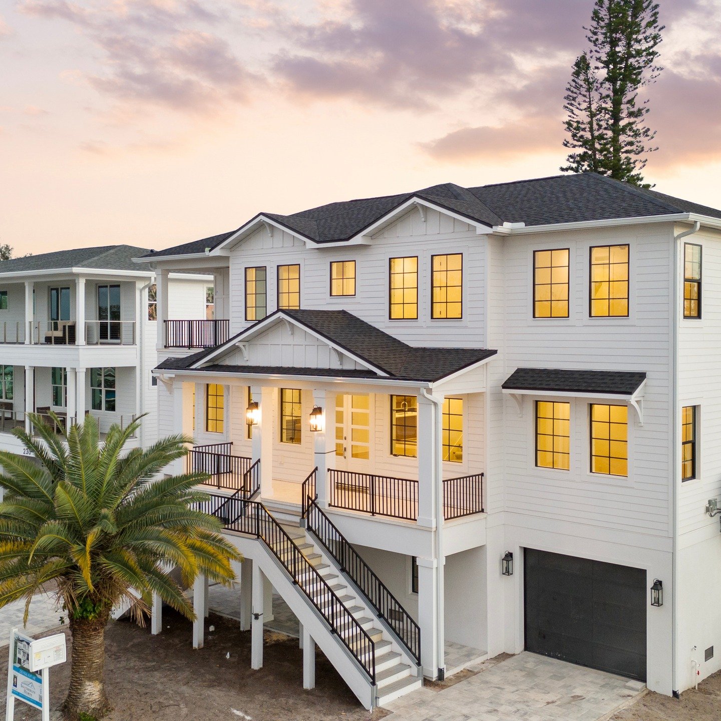 March completion ✨ Now listed | 220 90th Ave NE
This 4-bedroom, 4-bath waterfront home spans 3,673 sq ft and features elevated construction, direct boating access, beautifully curated finishes, and is pre-wired for a future elevator. Designed for eff