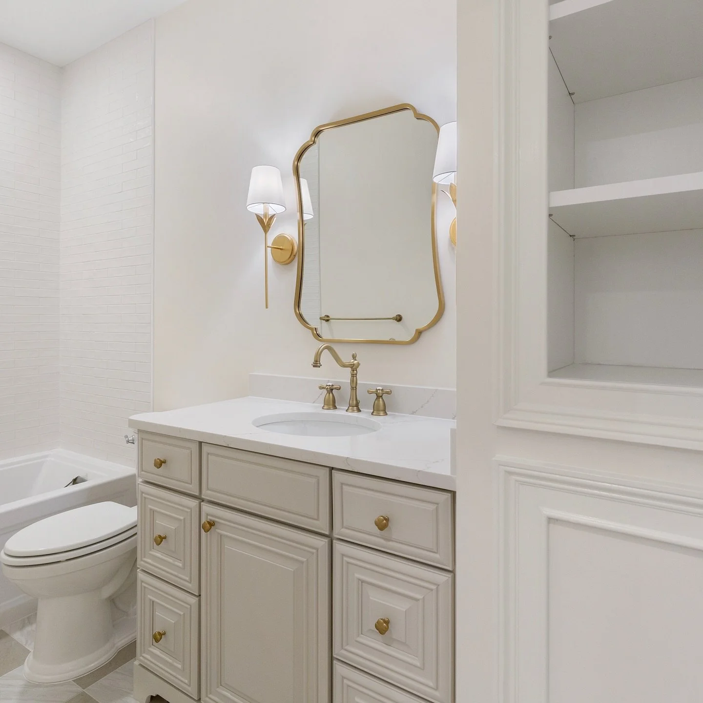 A transformation designed for a growing family 🤍

On Sunset Dr in the beautiful New Suburb area of South Tampa, we enclosed a two-story main living space to create an additional bedroom, bathroom, and playroom&mdash;thoughtfully designed with their 