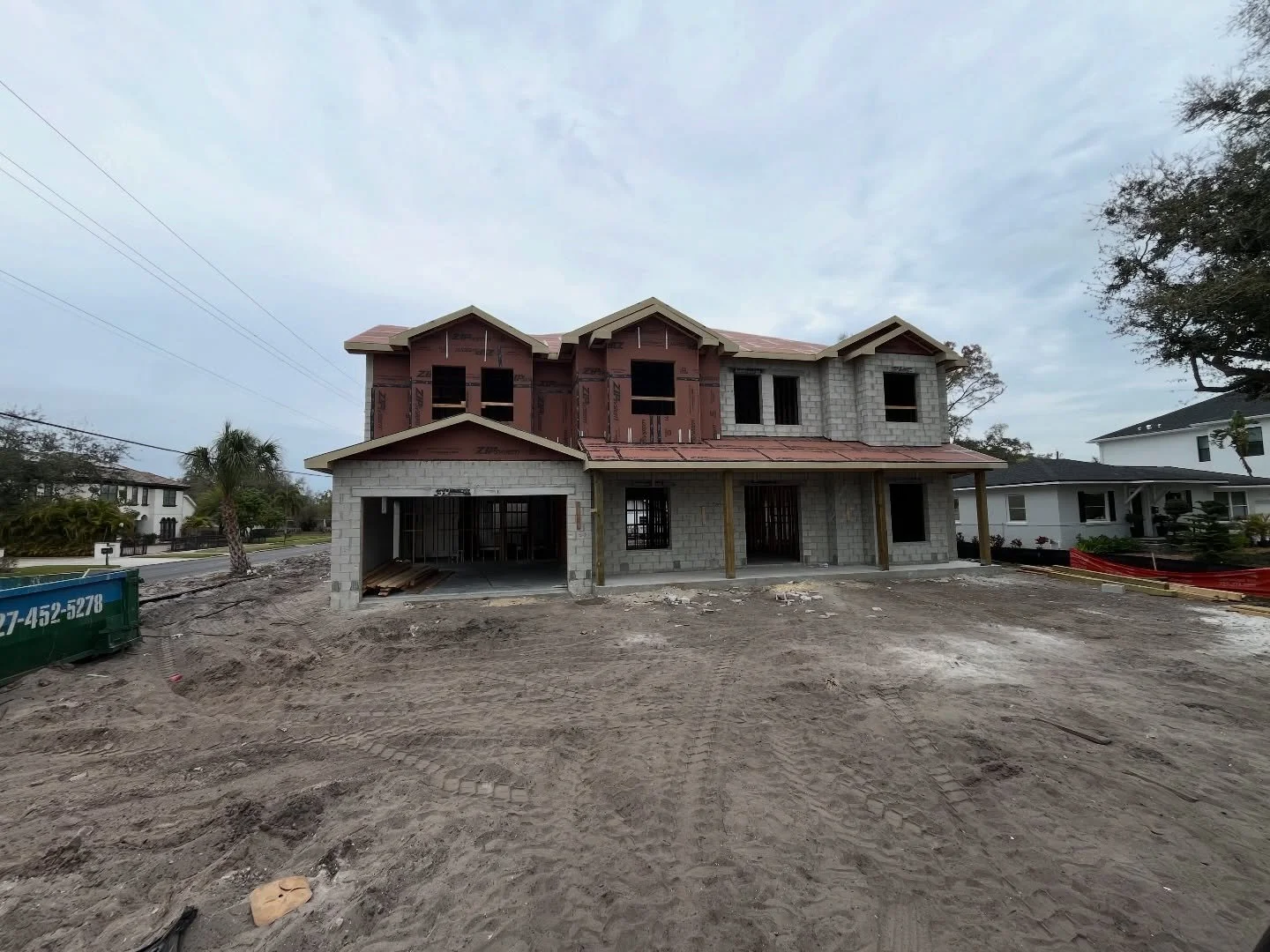 4115 W Mullen Ave | Construction Update

Big milestone at Mullen. 👏 We are officially dried in and starting rough-ins next week.

This 5,230 sq ft custom residence is taking shape, and you can now clearly see the architectural vision come to life &m