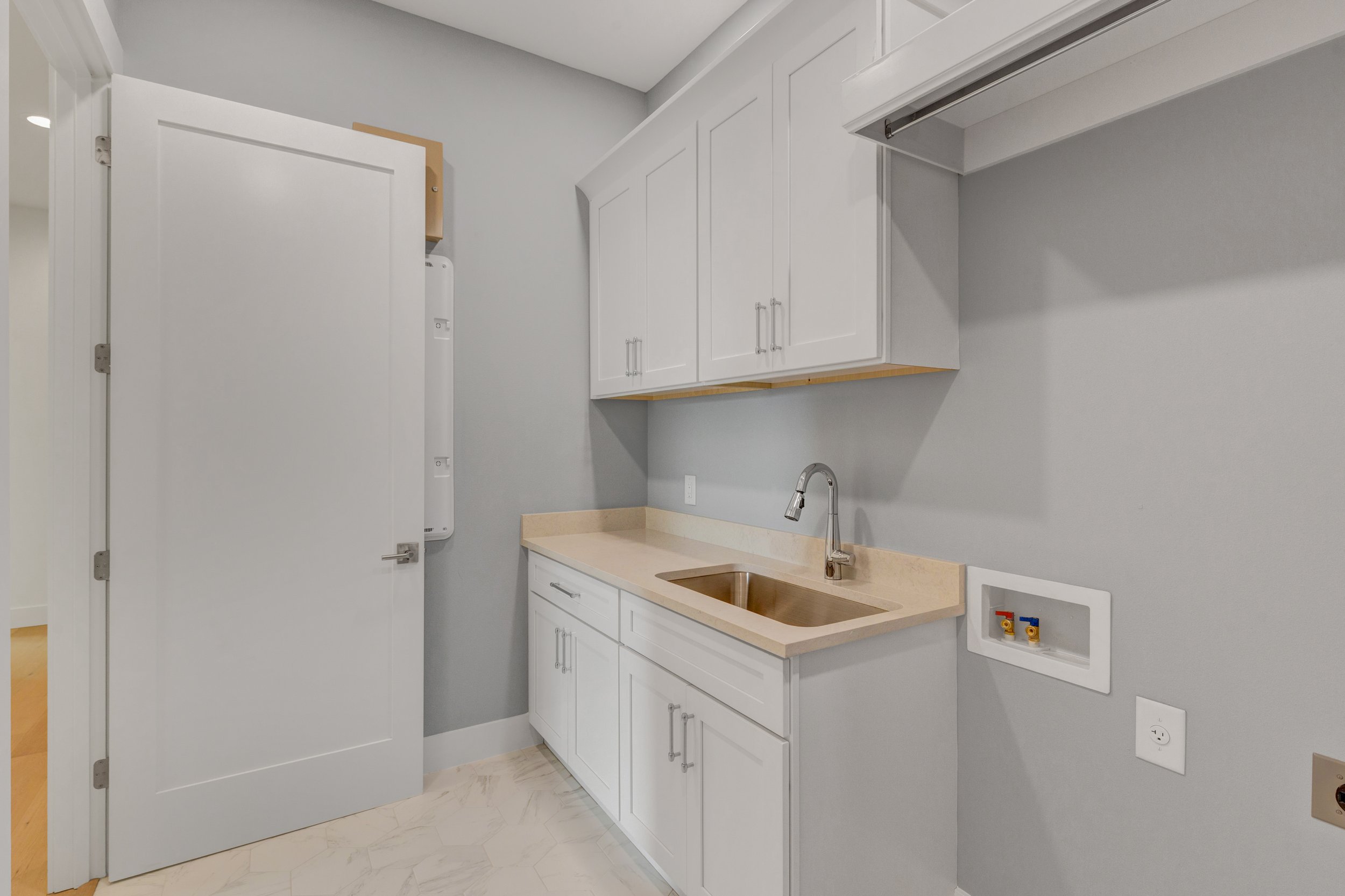 EB9A8659_MLS.jpg