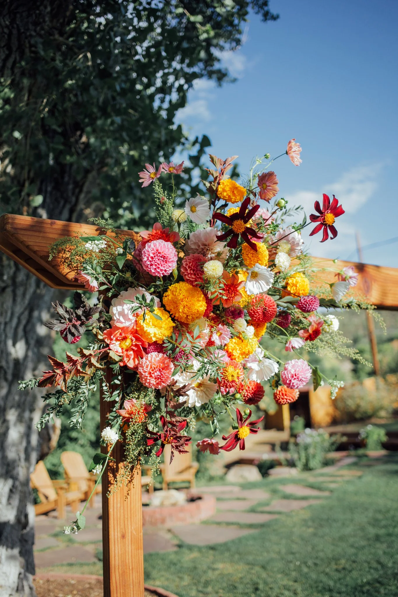 lyons_farmette_floral_spray_wedding_venue-1.jpg