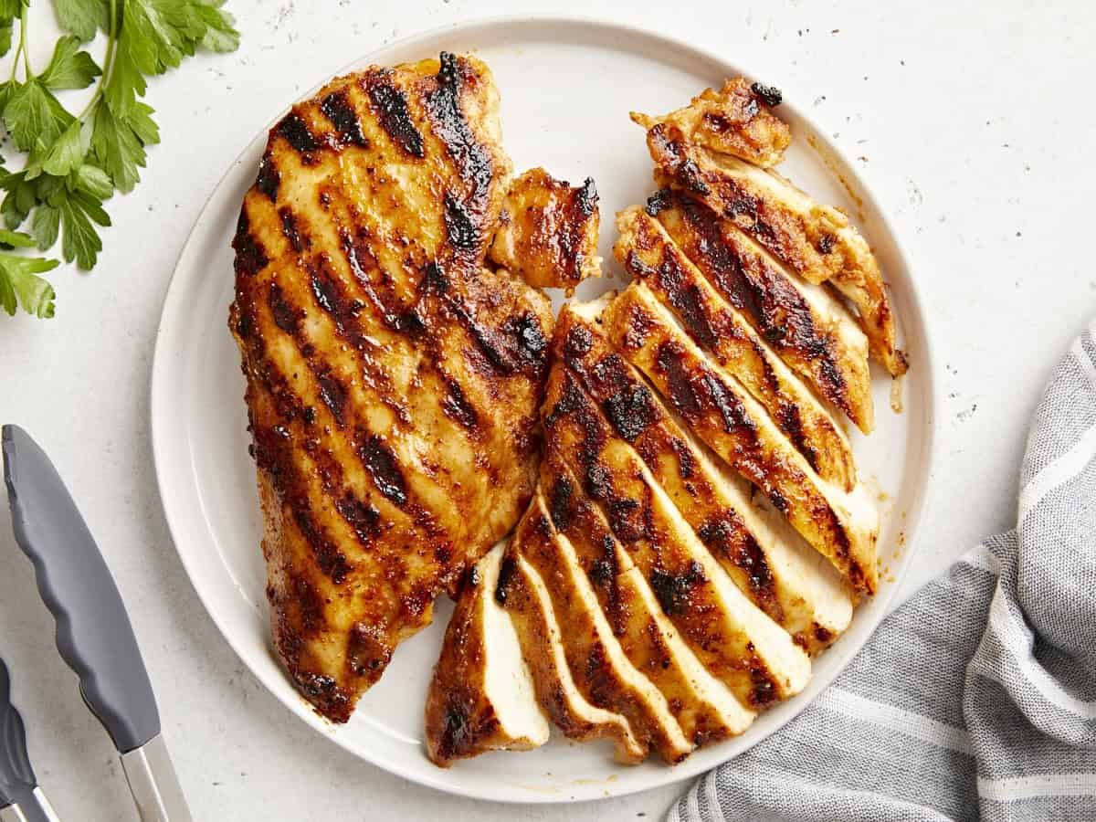 Grilled-Chicken-Overhead.jpg