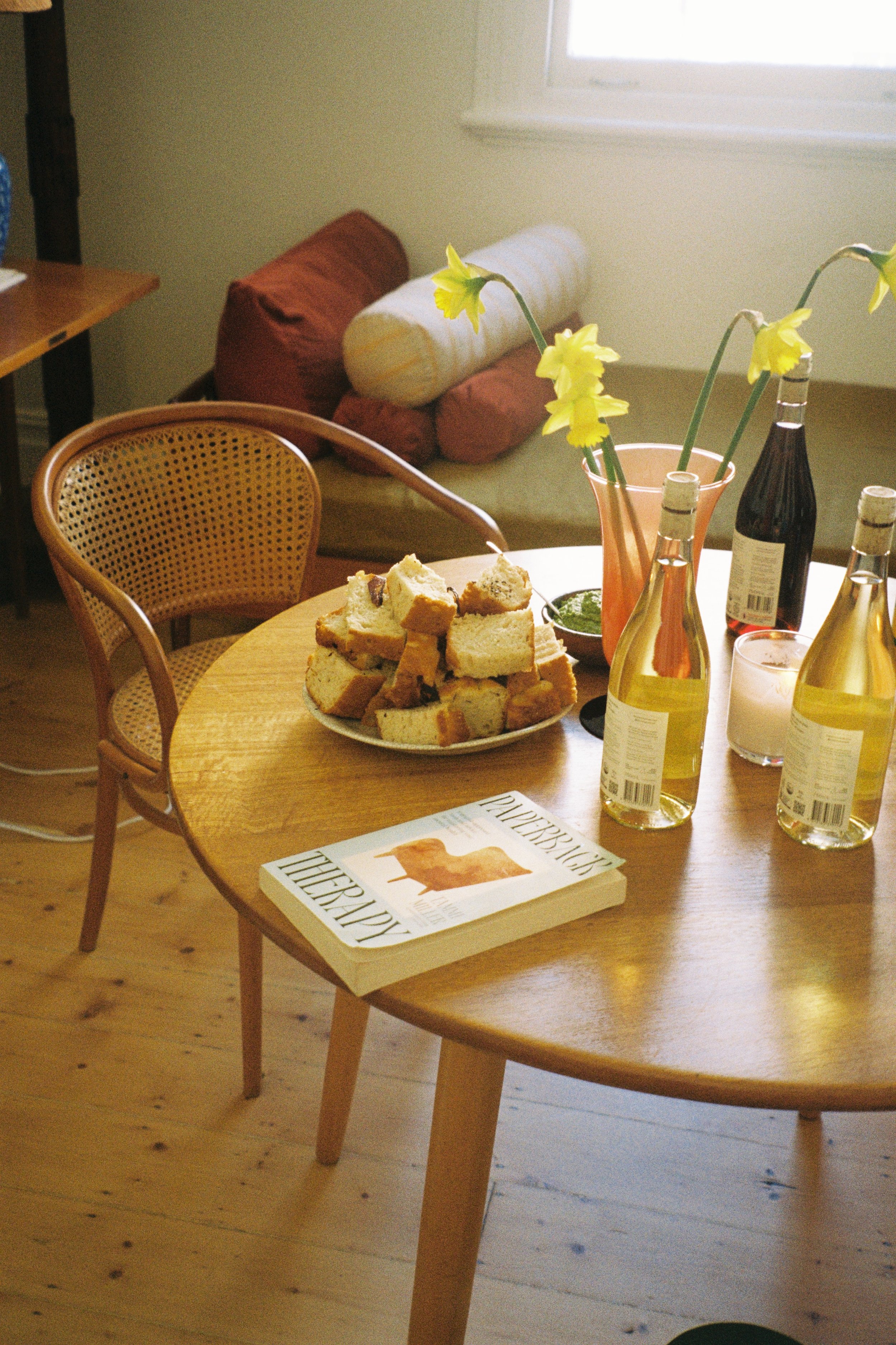 Paperback Therapy - Tammi Miller - Lifestyle Image (Copy)