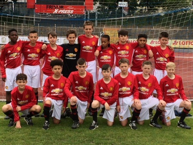 MUFC tEAM 2.jpg