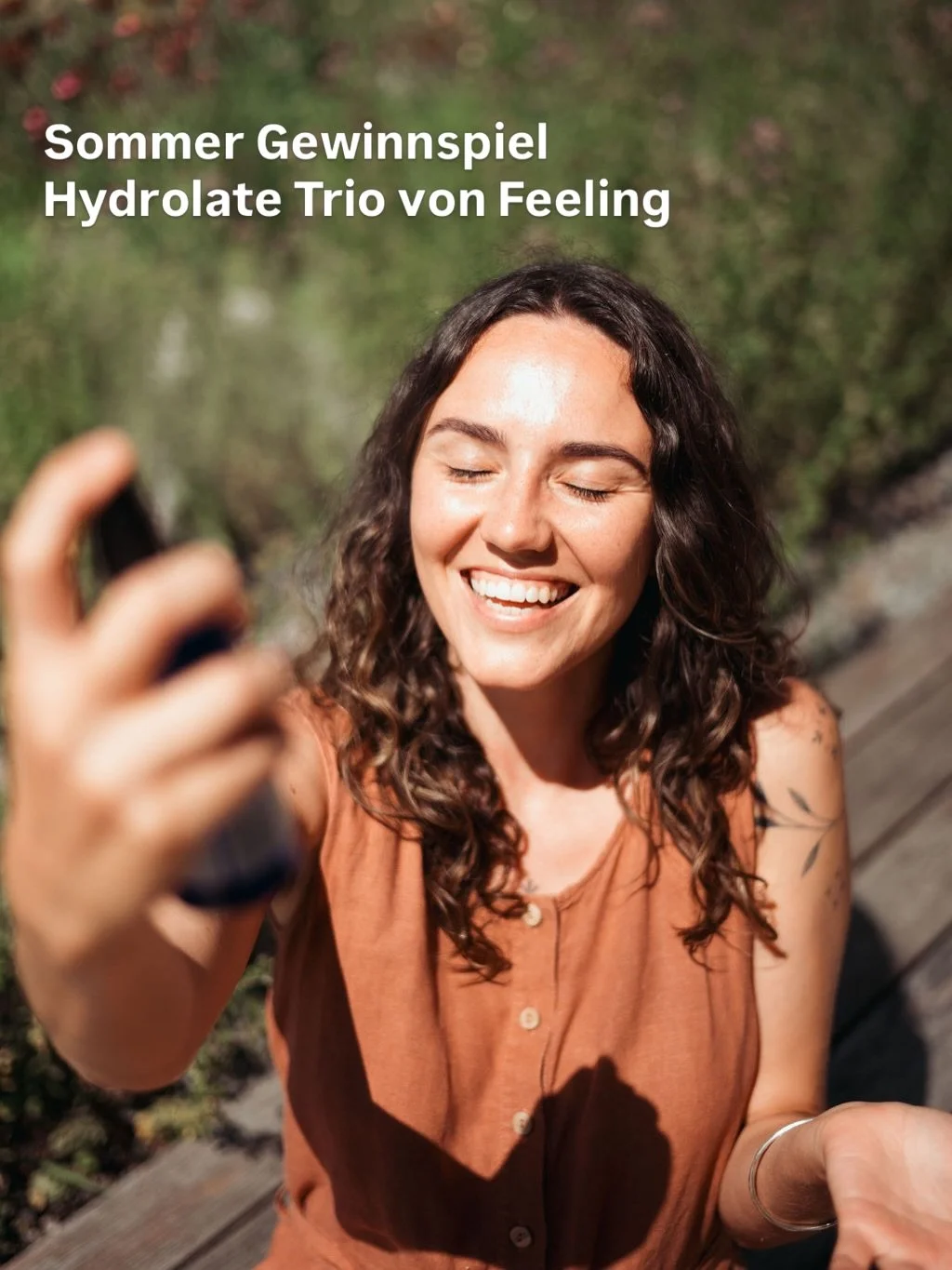 Ich liebe die Hydrolate von @feeling_duefte vor allem im Sommer sind sie f&uuml;r mich nicht wegzudenken!!

Zum meteorologischen Sommerbeginn verlosen wir daher ein Hydrolate-Trio bestehend aus Rosenhydrolat bio, Immortellenhydrolat bio und Lavendelh