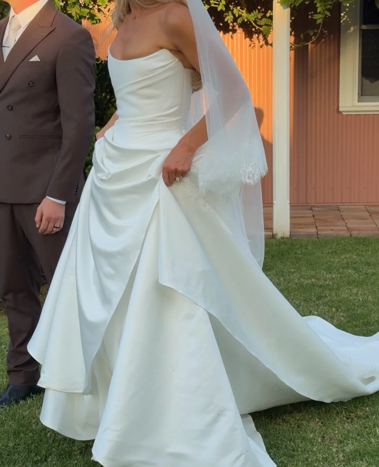 The favourites folder from Jes &amp; Zach&rsquo;s day 🏹 

Bride: @jesbowing 
Venue: @greyleigh.kiama 
Content Creator: @goldenmuse_media 
Photographer: @leannedoylephotography 
Bar: @henryclivecaravanbar