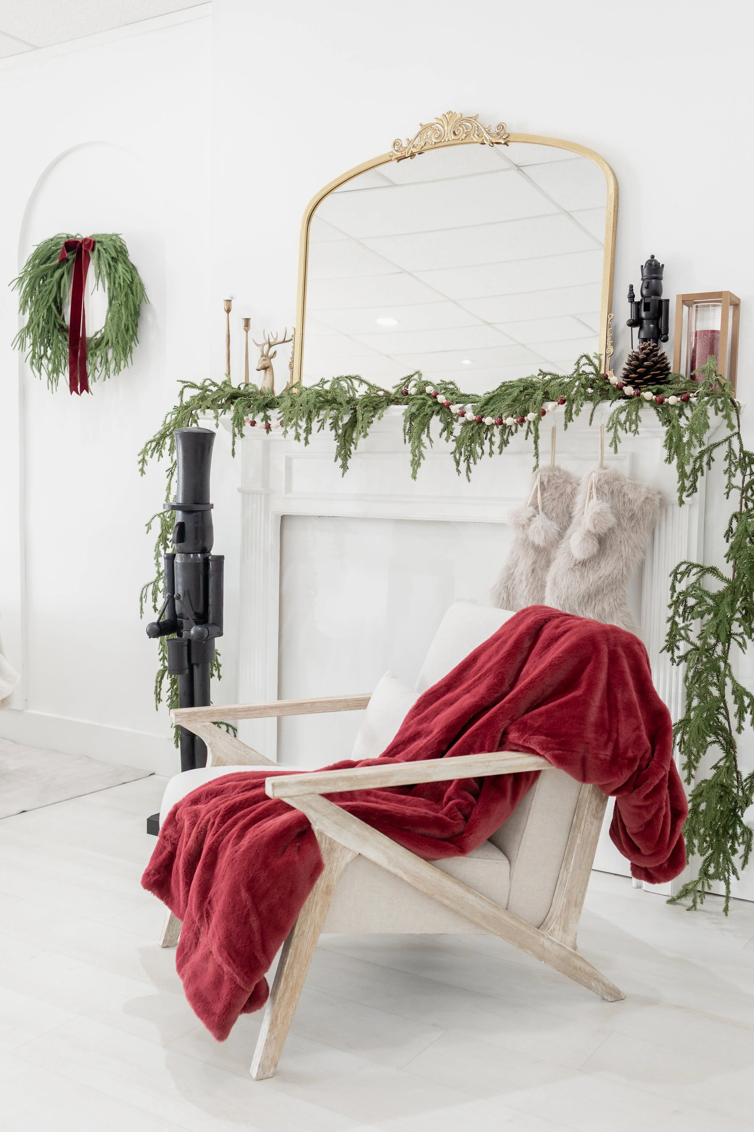 Hosting a Chic Holiday Party? Here’s Why a Studio Setting is Perfect