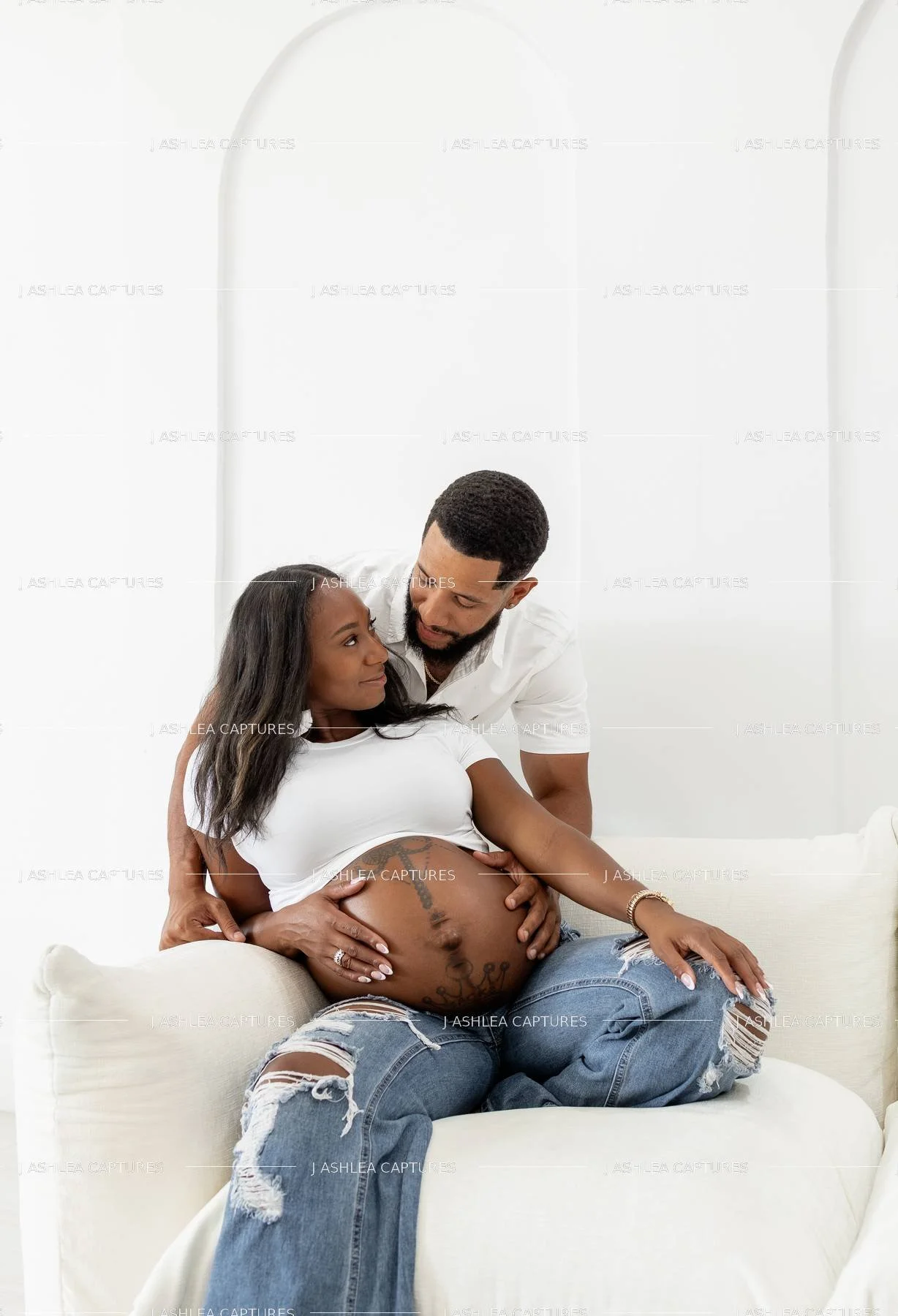 From Family Photos to Content Creation: How to Use Our Living Room Scene