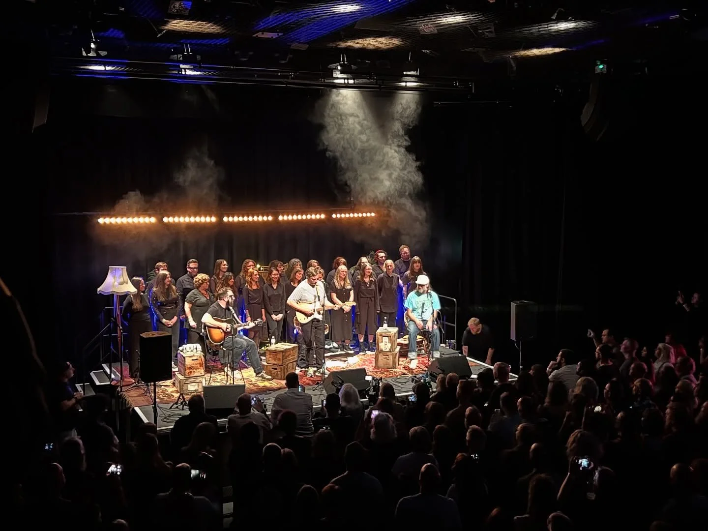 It was such an honour to sing on stage with @mrgarystringer, @jameswalshmusic &amp; @benottewell at @creativefstone Quarterhouse last night! 

Thank you so much to @folkestonemusic &amp; @blue_reef_festival for inviting us and curating an incredible 
