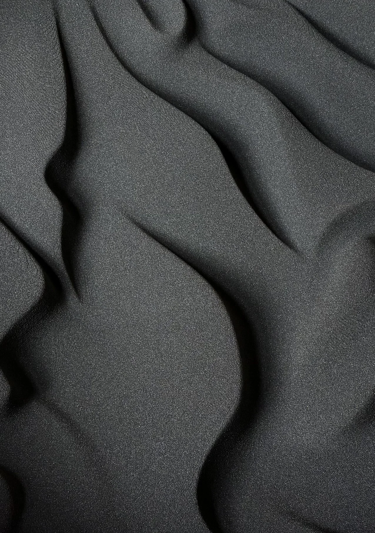 Distinctive quartz sand texture and appearance .