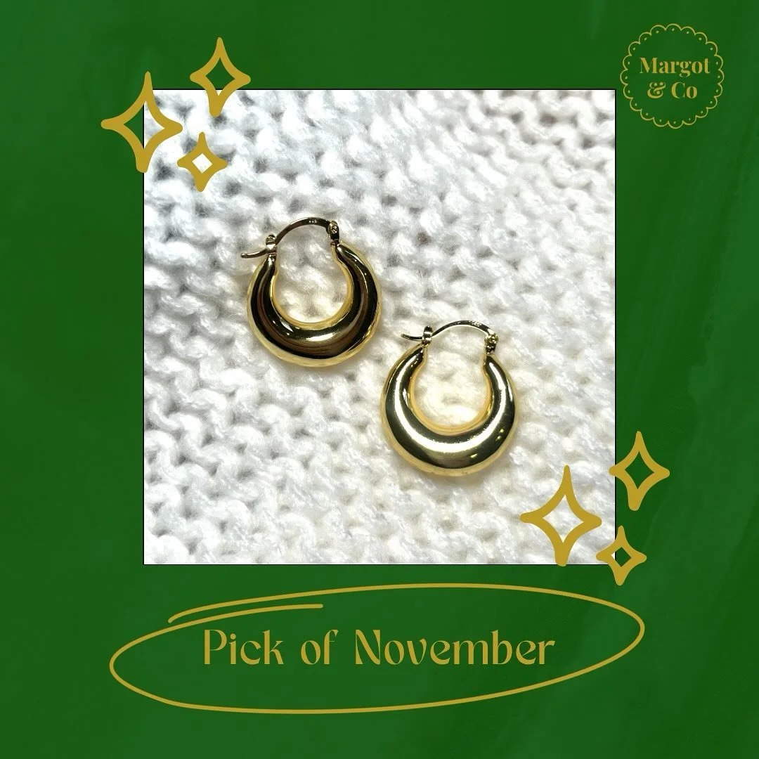 A M I R A ✨

Our pick for November 🙌🏼 large fluted hoops, unfilled for a lightweight feel on the lobe. The simplicity of a gold hoop will never go out of style. 

Keep it Classic.

18K gold vermeil jewellery, with a stainless steel base.

Hypoaller