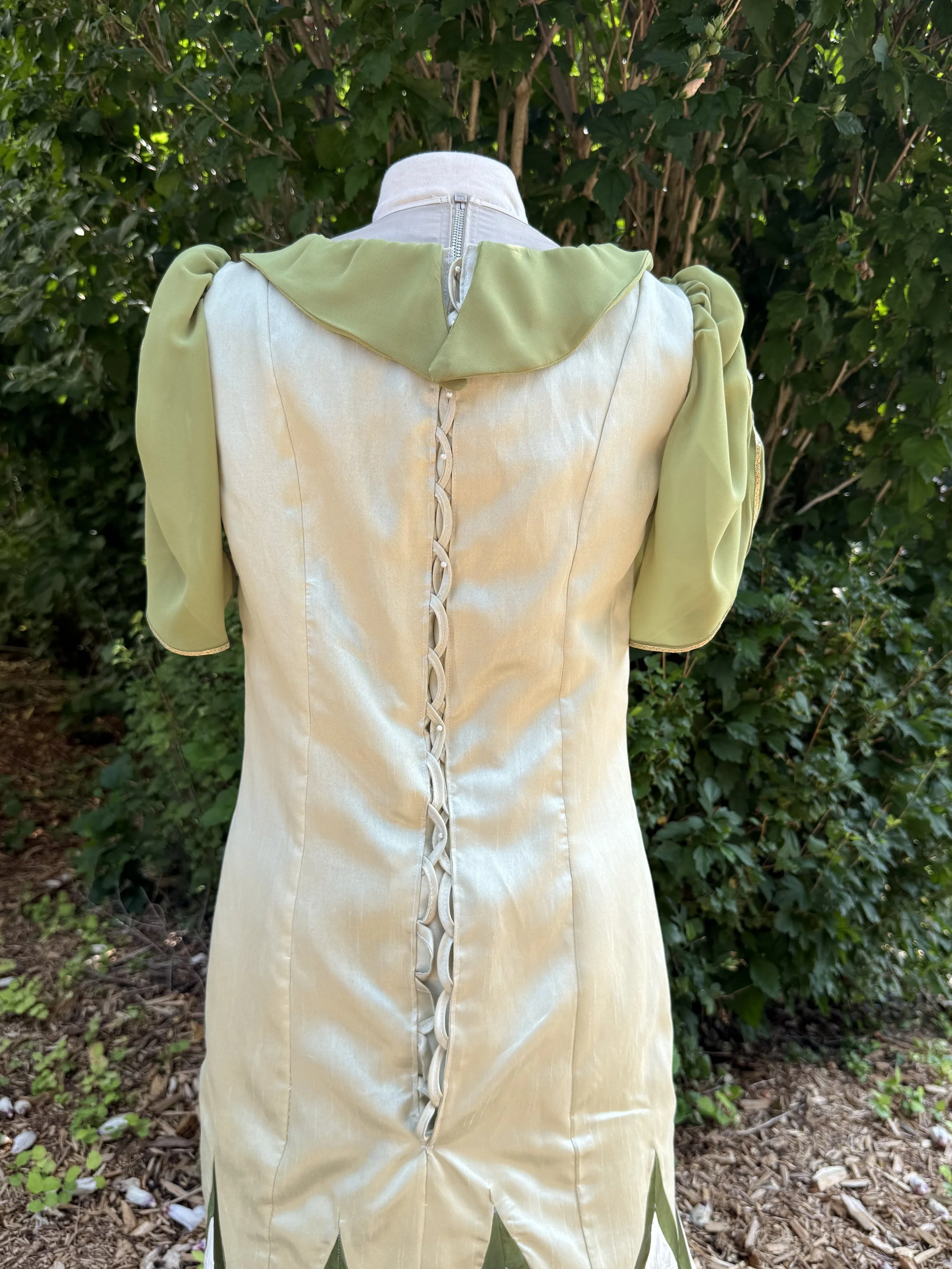 Matching corset lacing & french seams