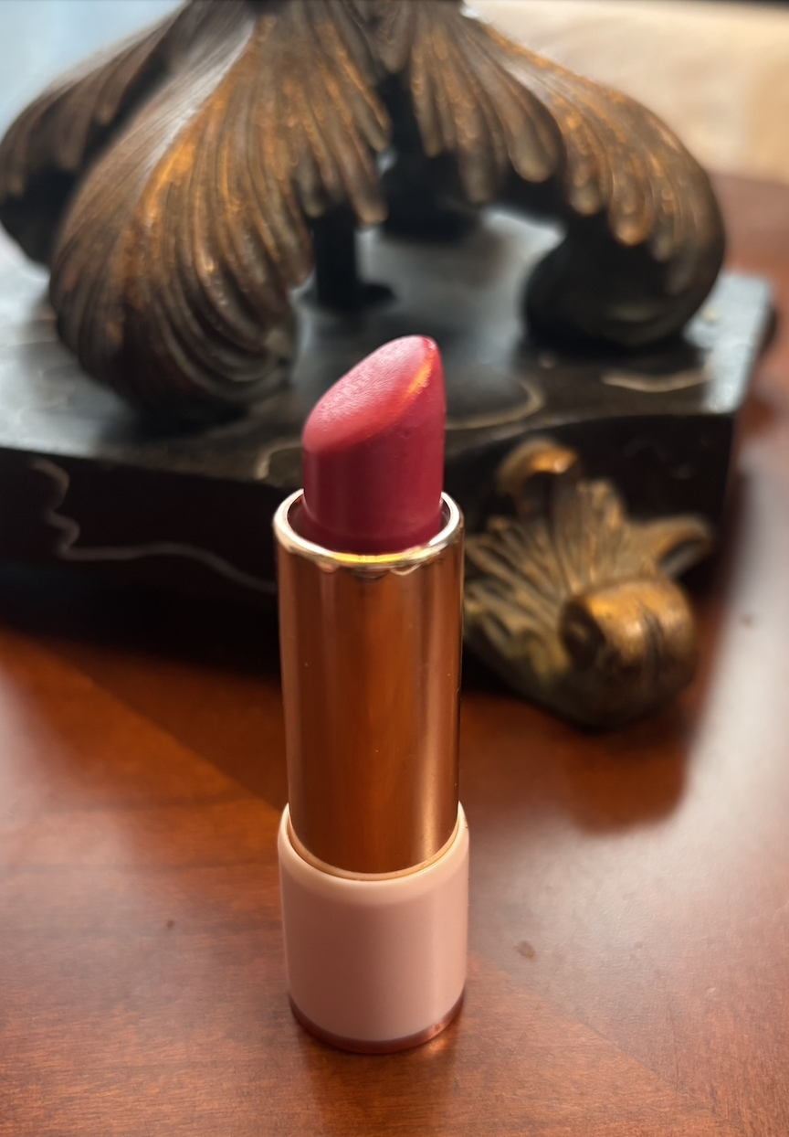 LOVE LIPSTICK
