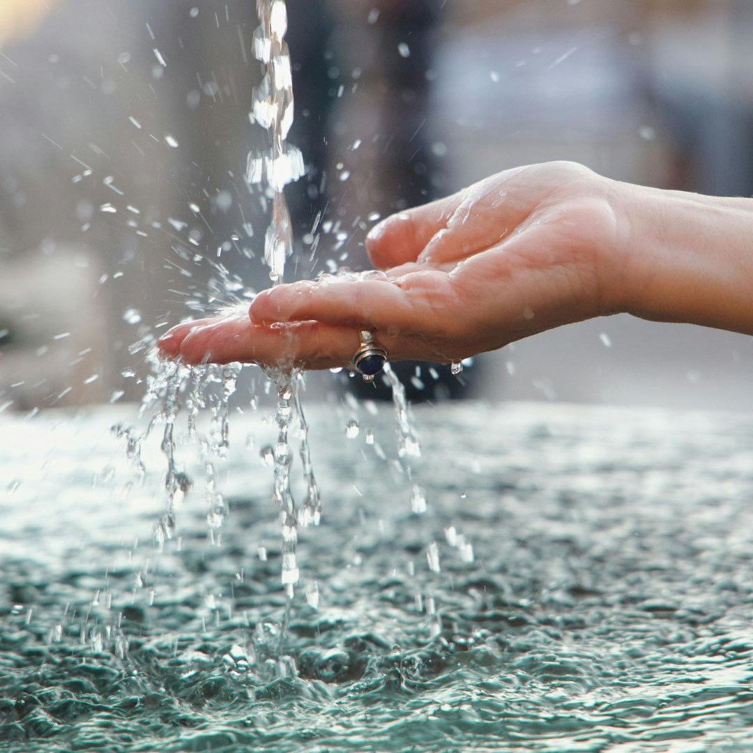 Flow of water representing money energy, abundance, and releasing limiting financial beliefs.