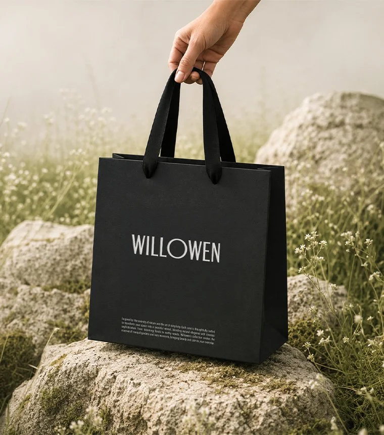 Luxury candle packaging and cohesive brand design for Willowen