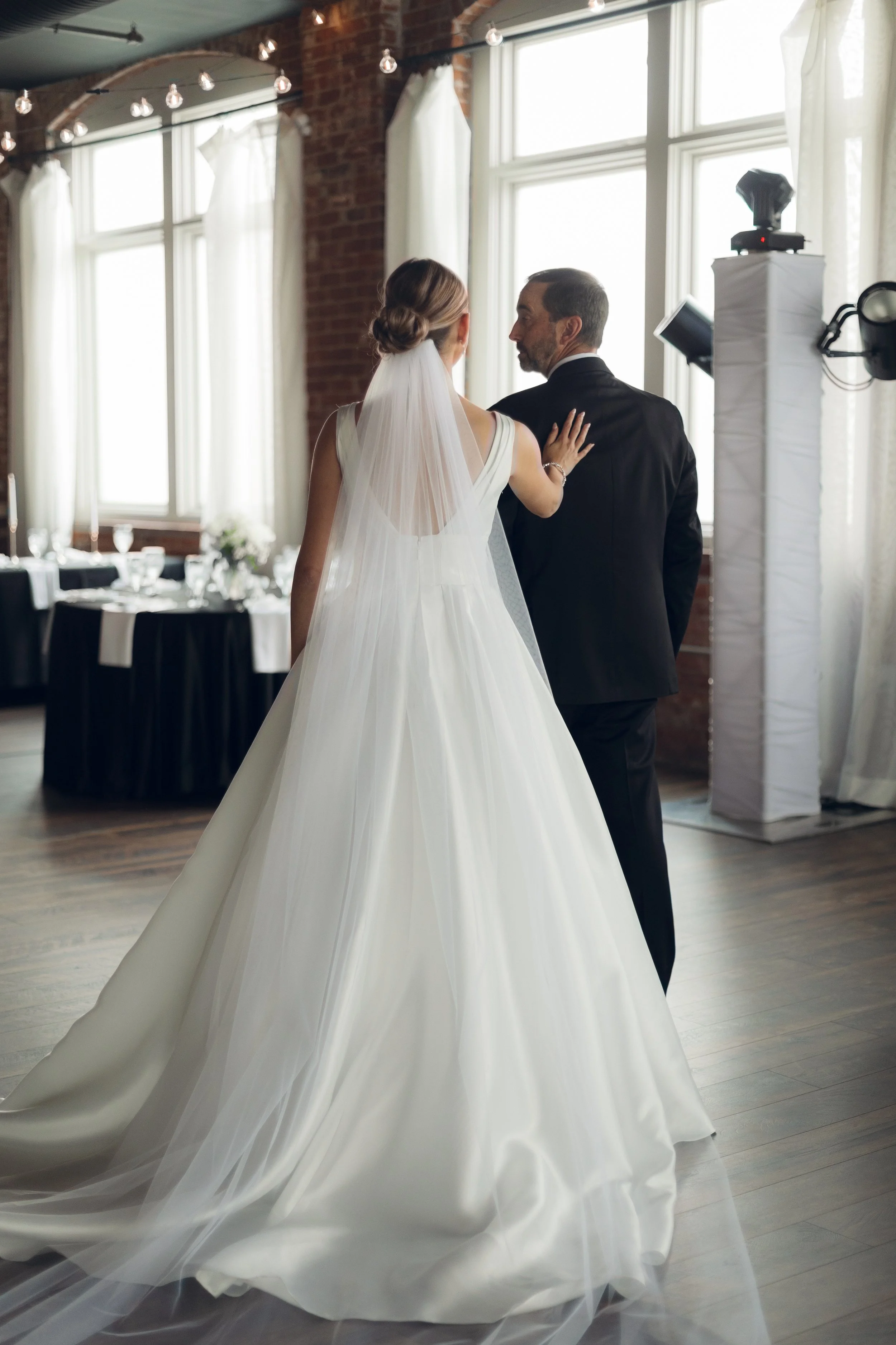 CincinnatiWeddingPhotographer-AudreyNealPhotography-13.jpg