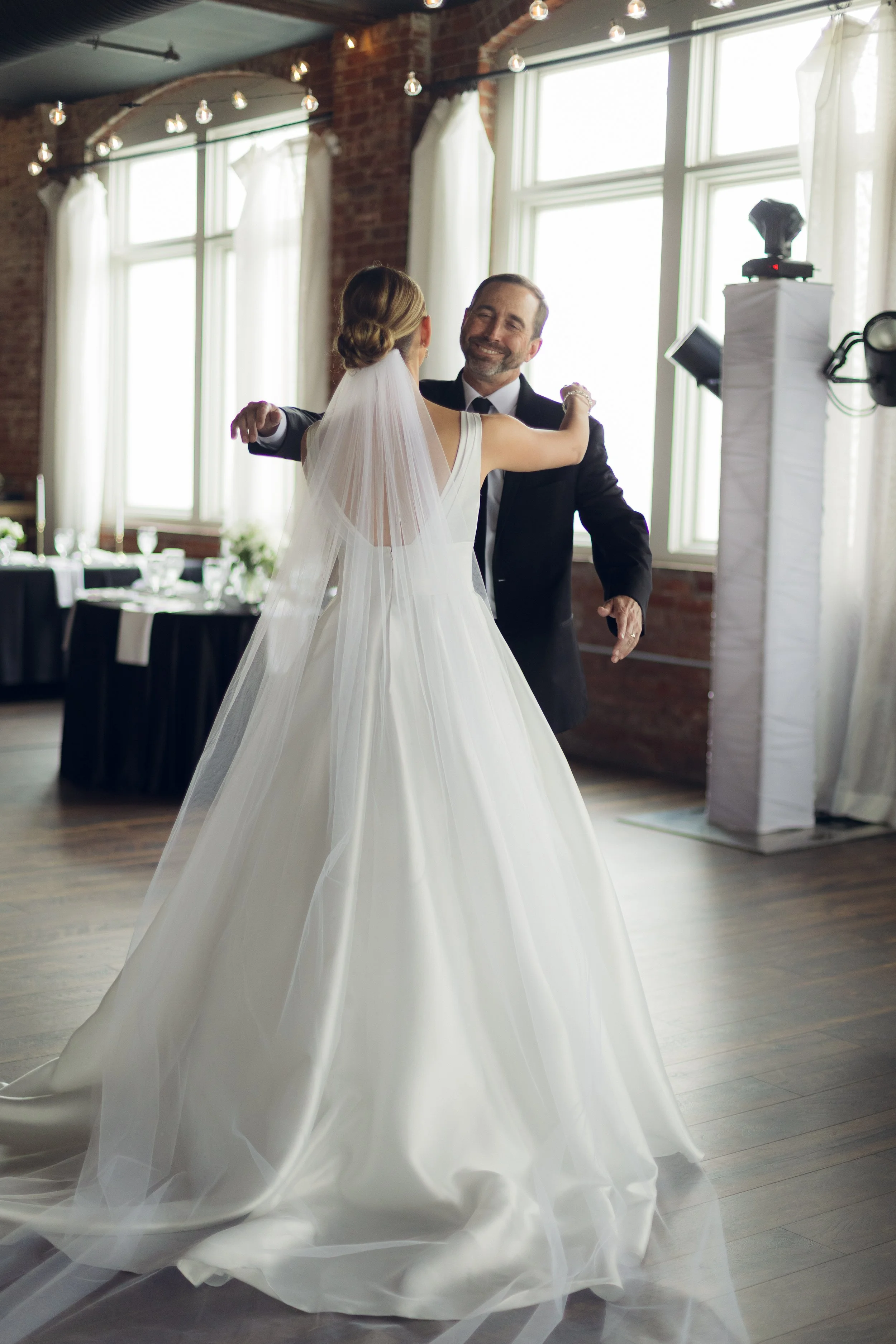 CincinnatiWeddingPhotographer-AudreyNealPhotography-15.jpg