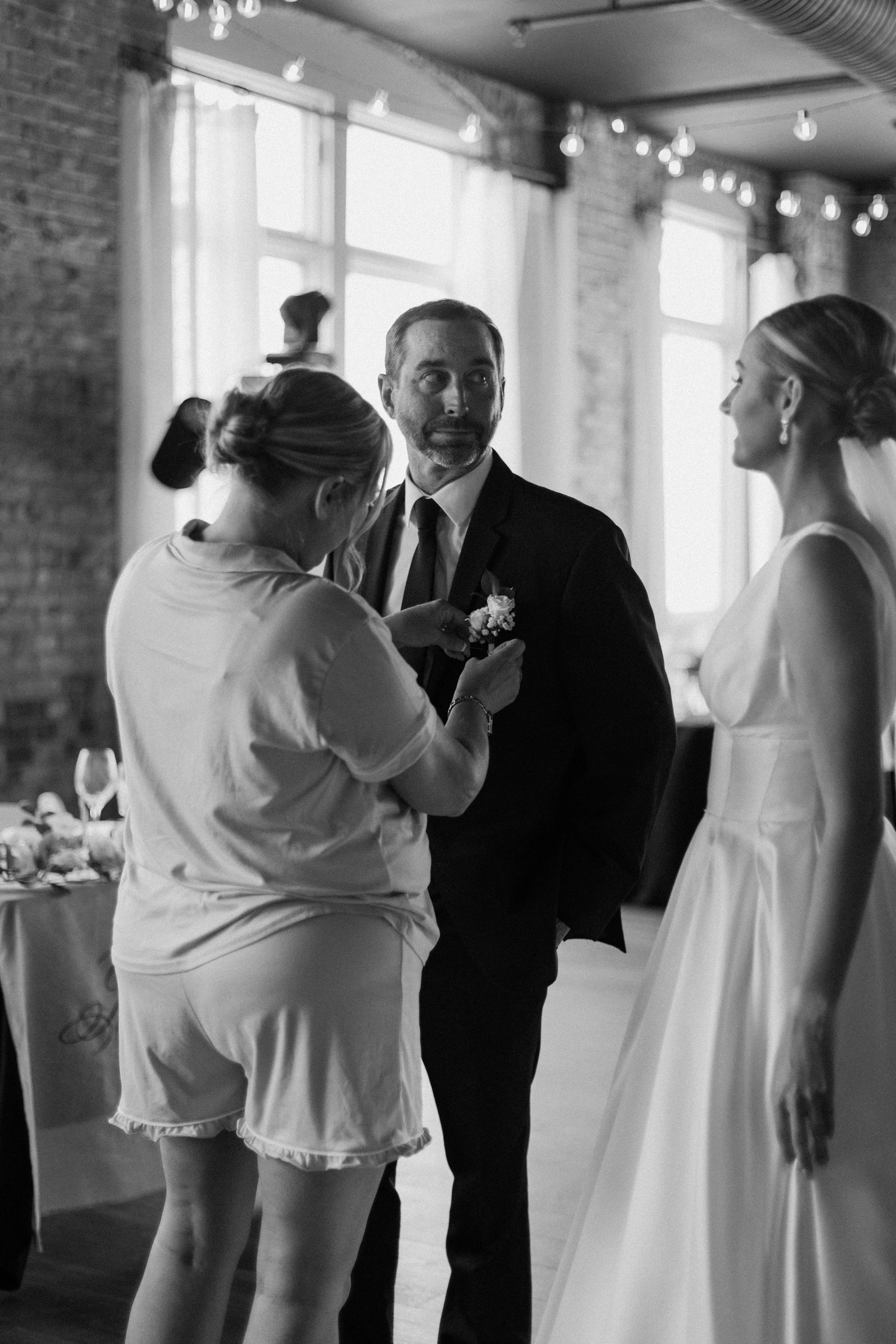 CincinnatiWeddingPhotographer-AudreyNealPhotography-19.jpg