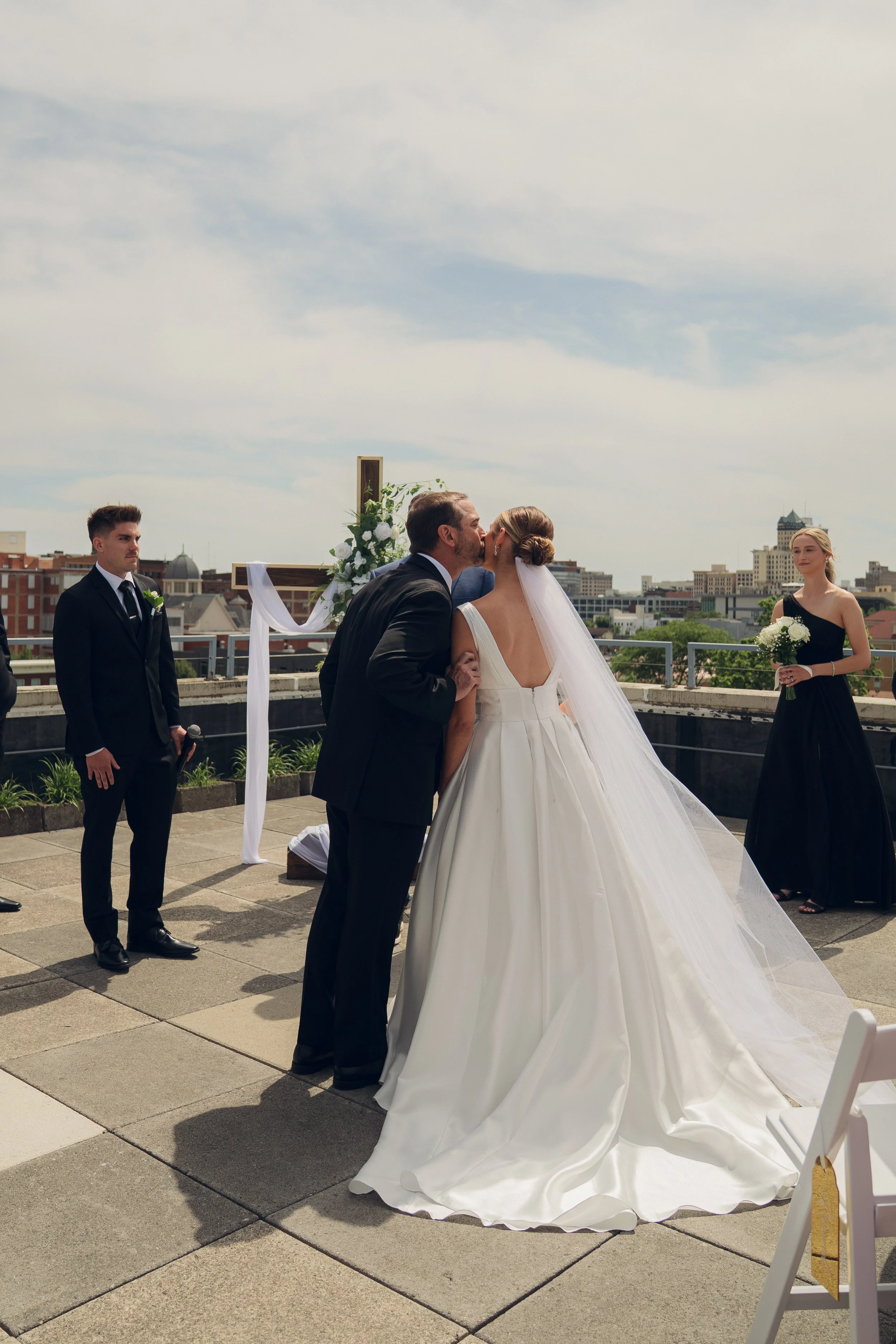 CincinnatiWeddingPhotographer-AudreyNealPhotography-42.jpg